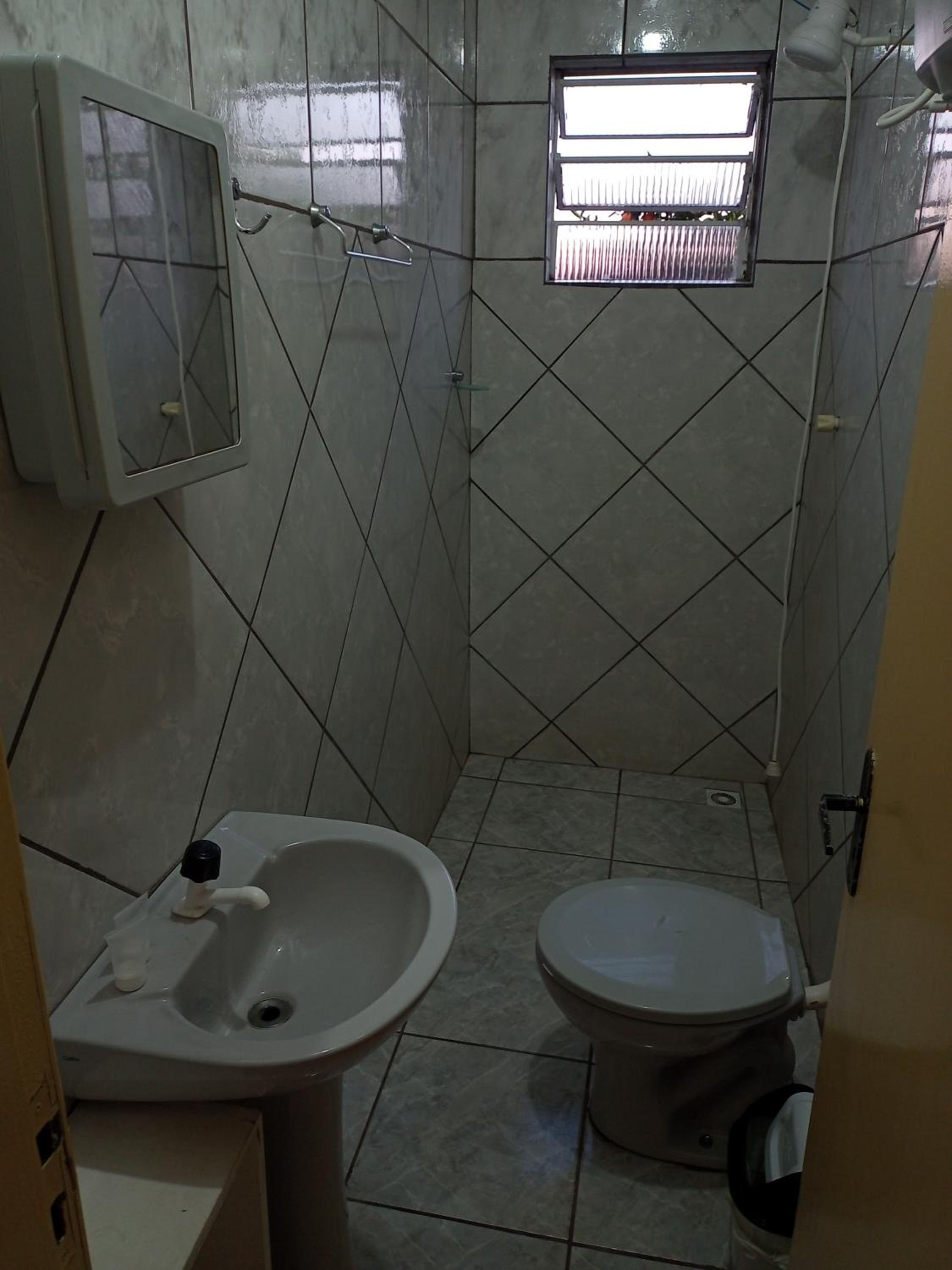 One-Bedroom Apartment - Photo 5