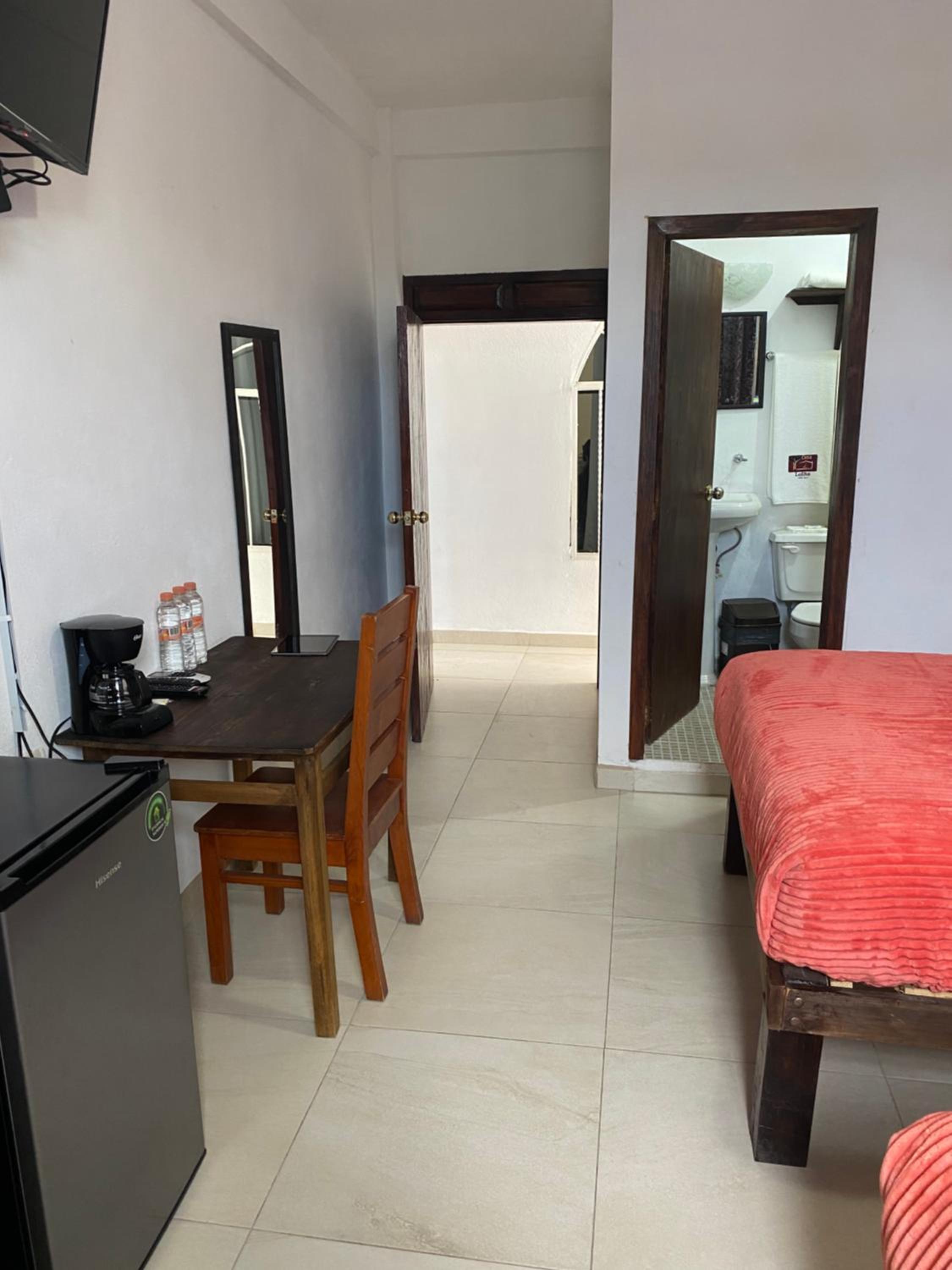 Double Room - Photo 8