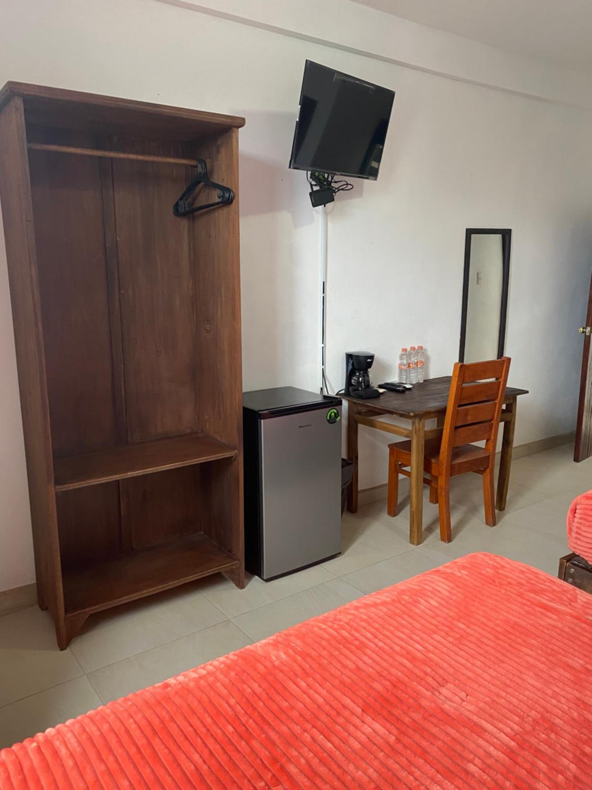 Double Room - Photo 3
