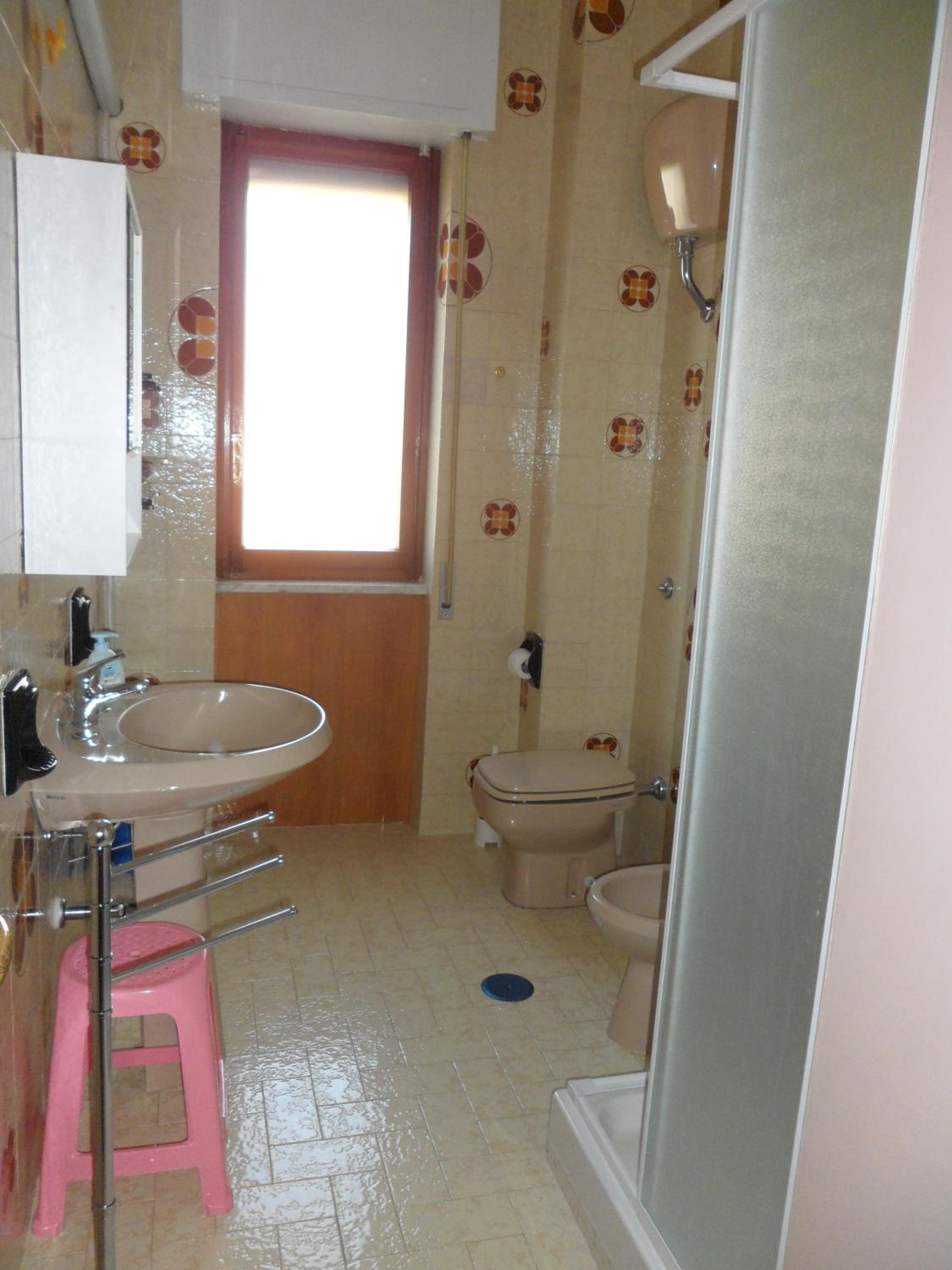 Triple Room with Private External Bathroom - Photo 13