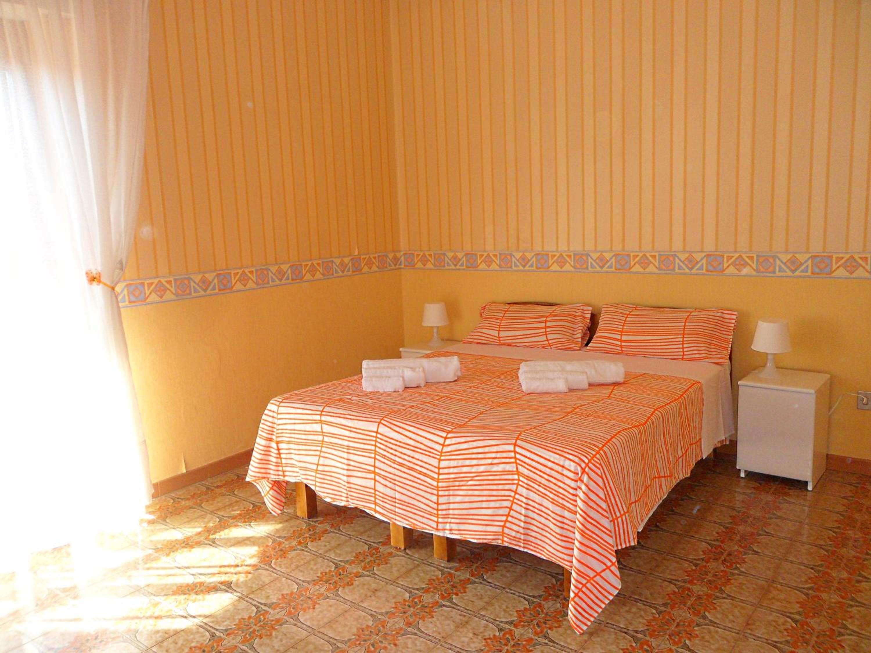 Triple Room with Private External Bathroom - Photo 11