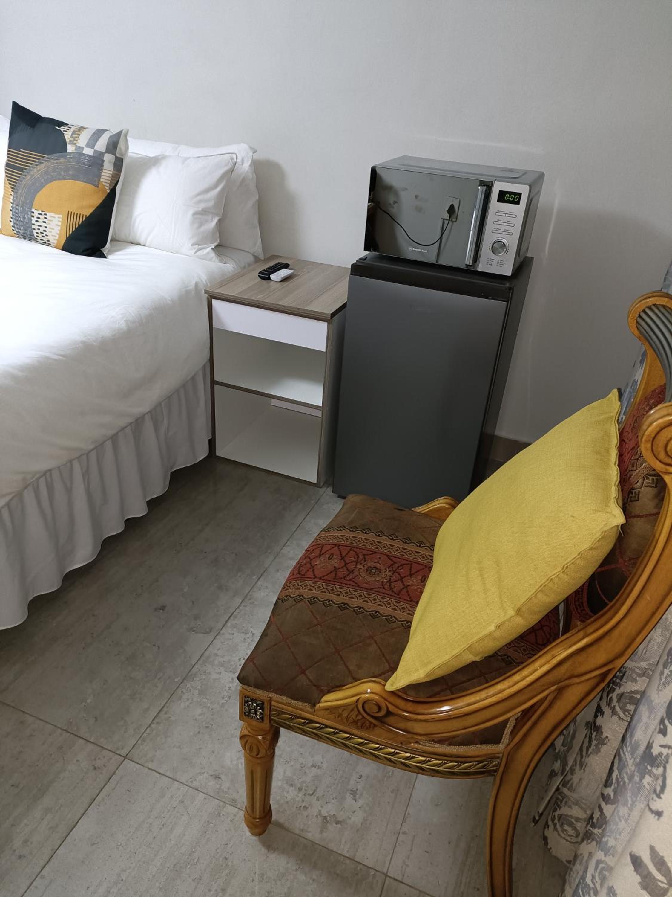 Deluxe Double Room with Shower - Photo 15