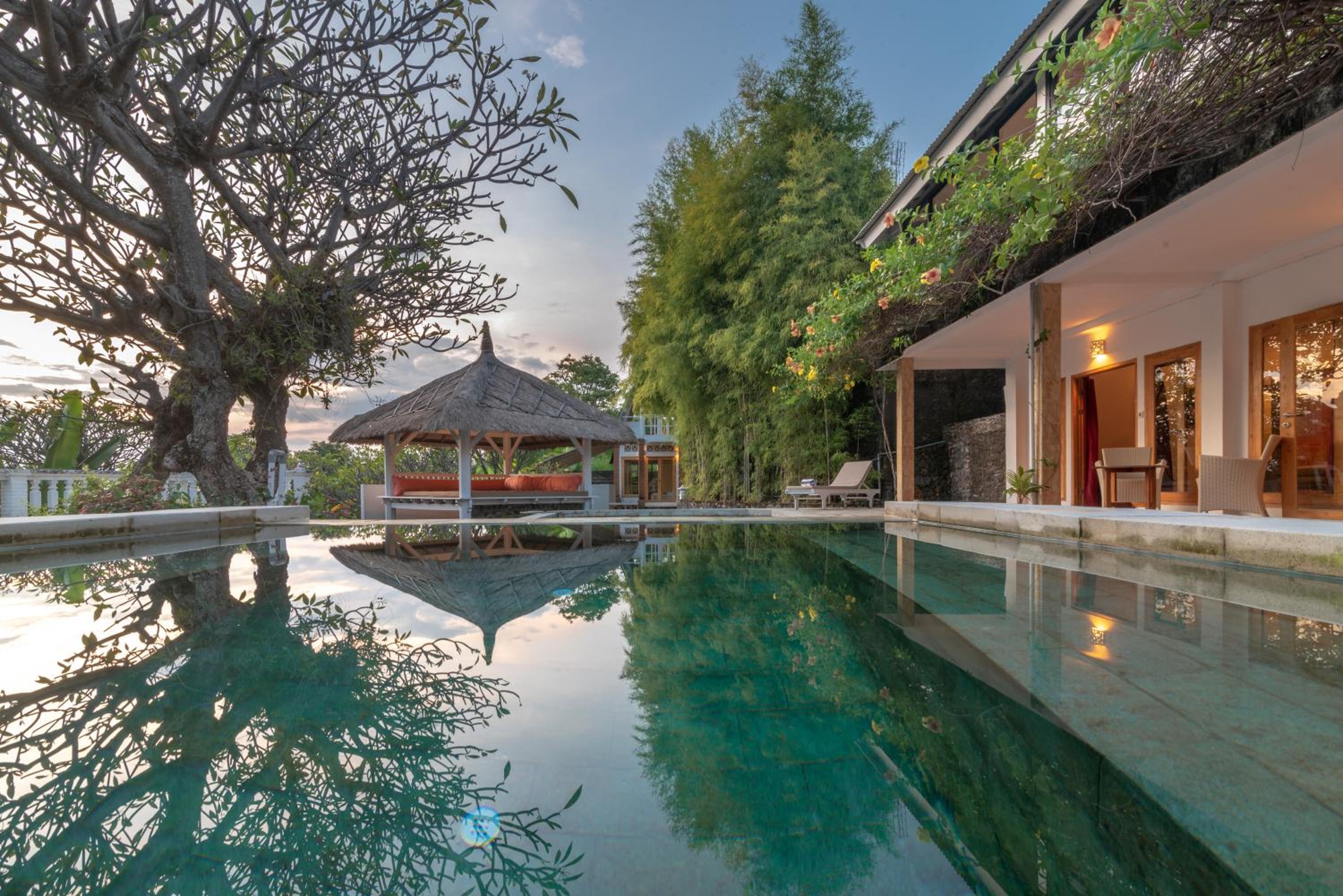 Villa photo 3