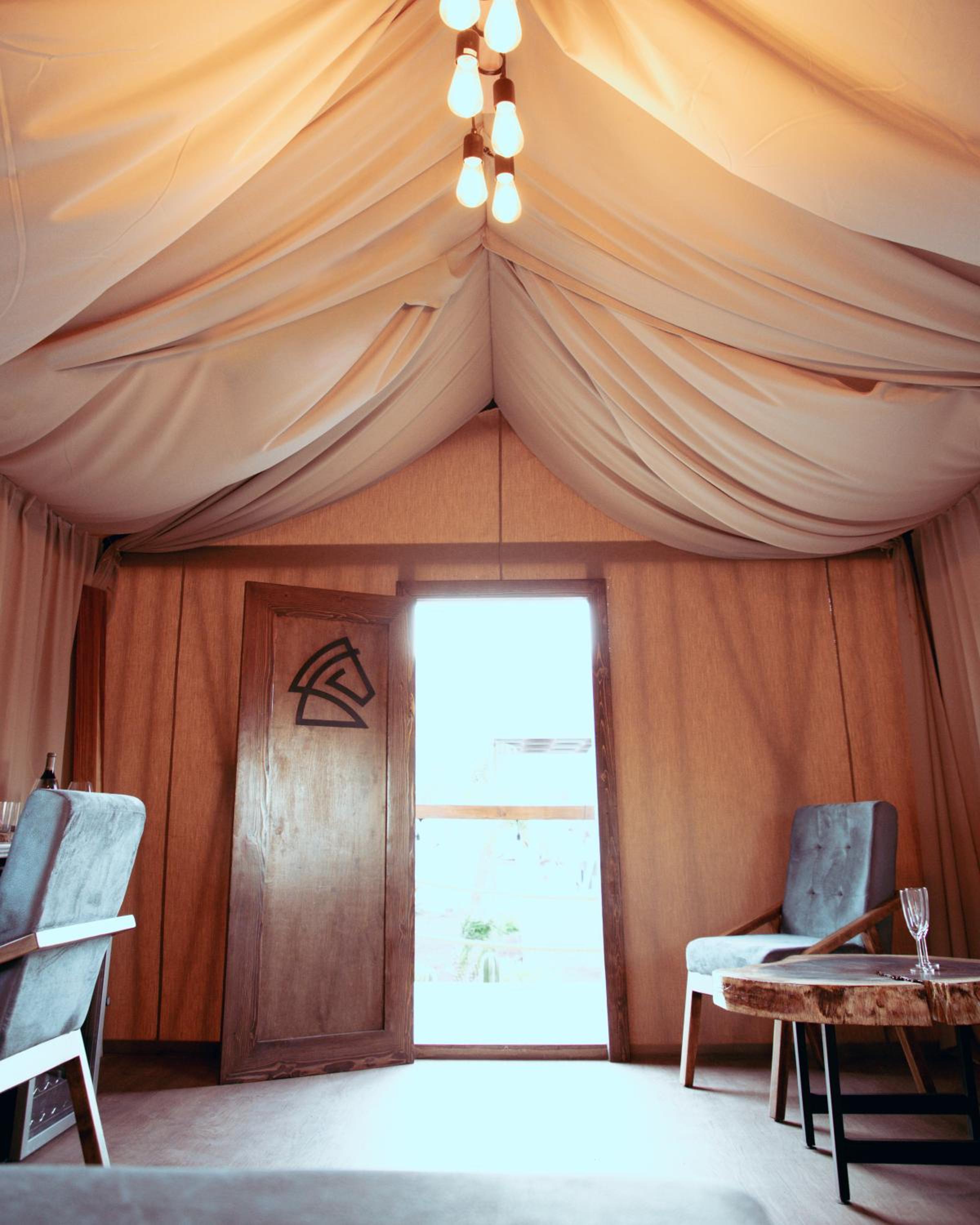 King Suite with Balcony - Photo 6