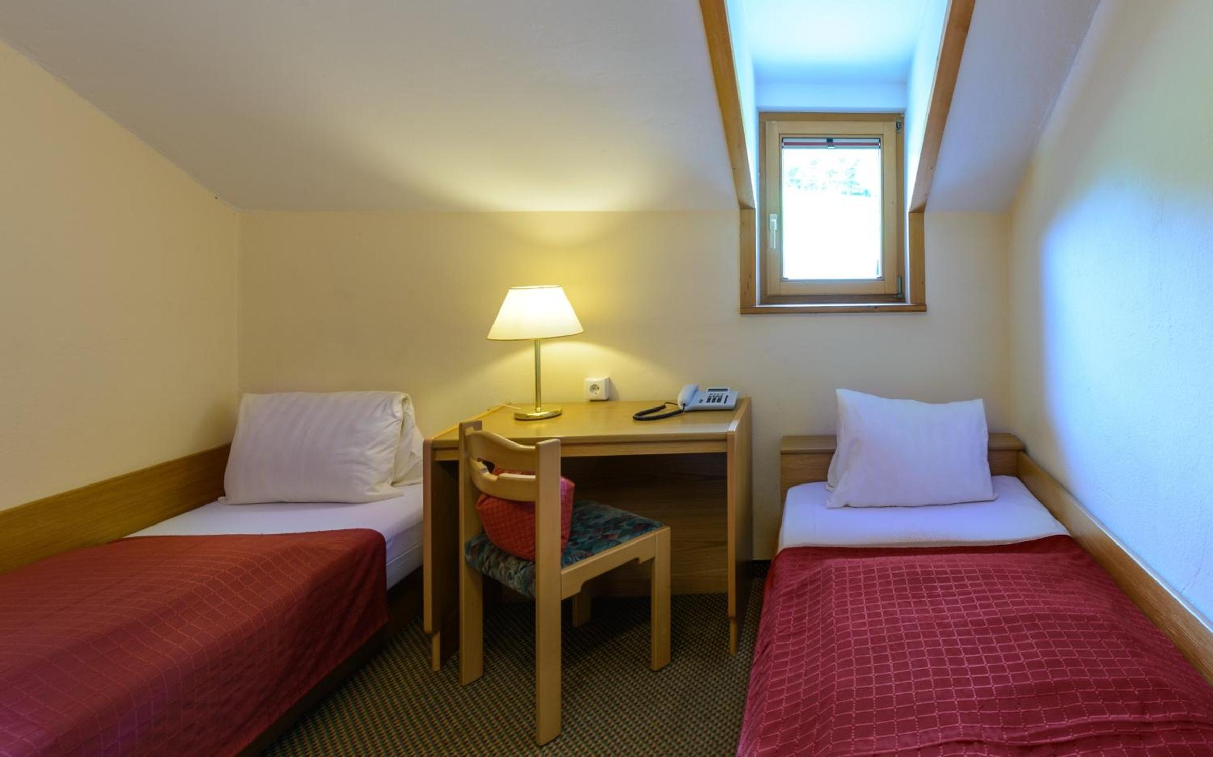 Economy Twin Room