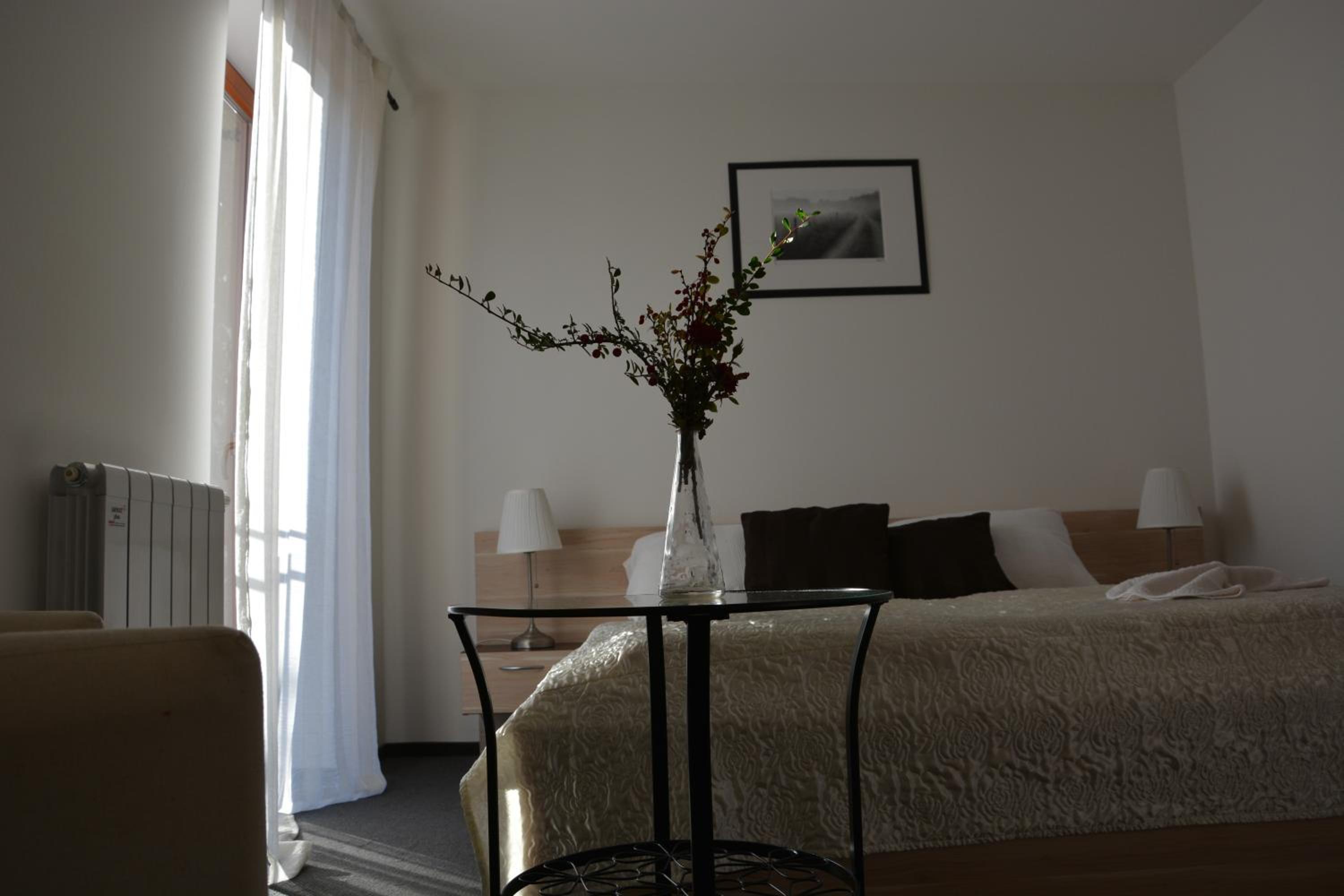 Double Room with Private Bathroom photo 2