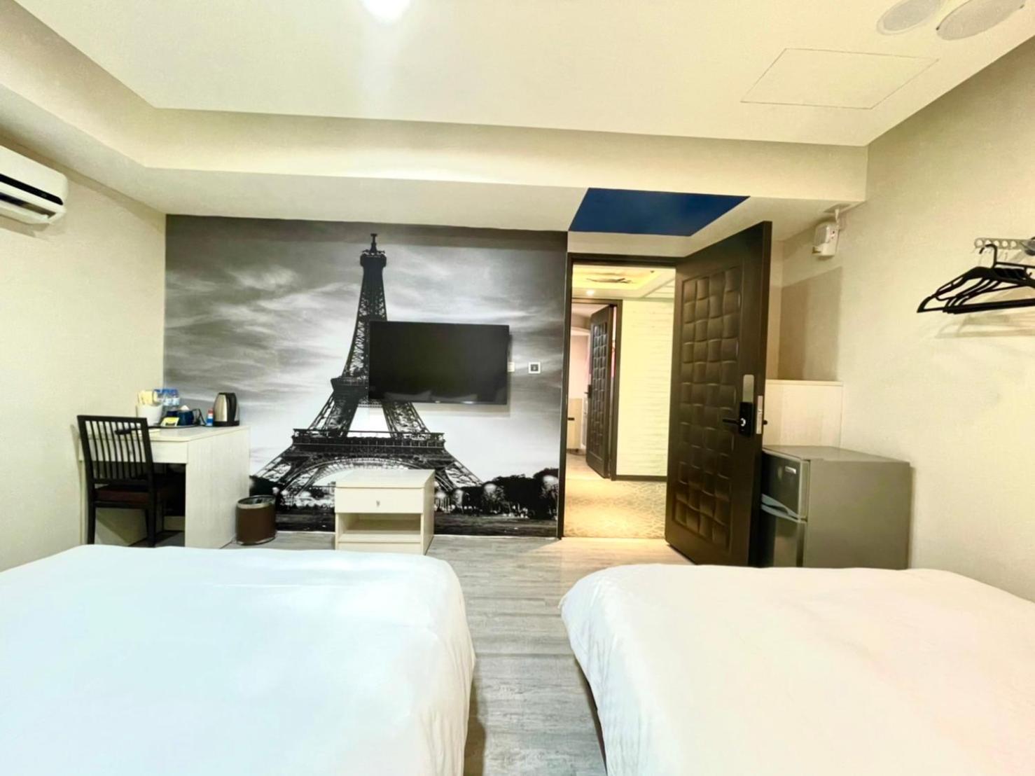 Quadruple Room with Bathroom photo 1