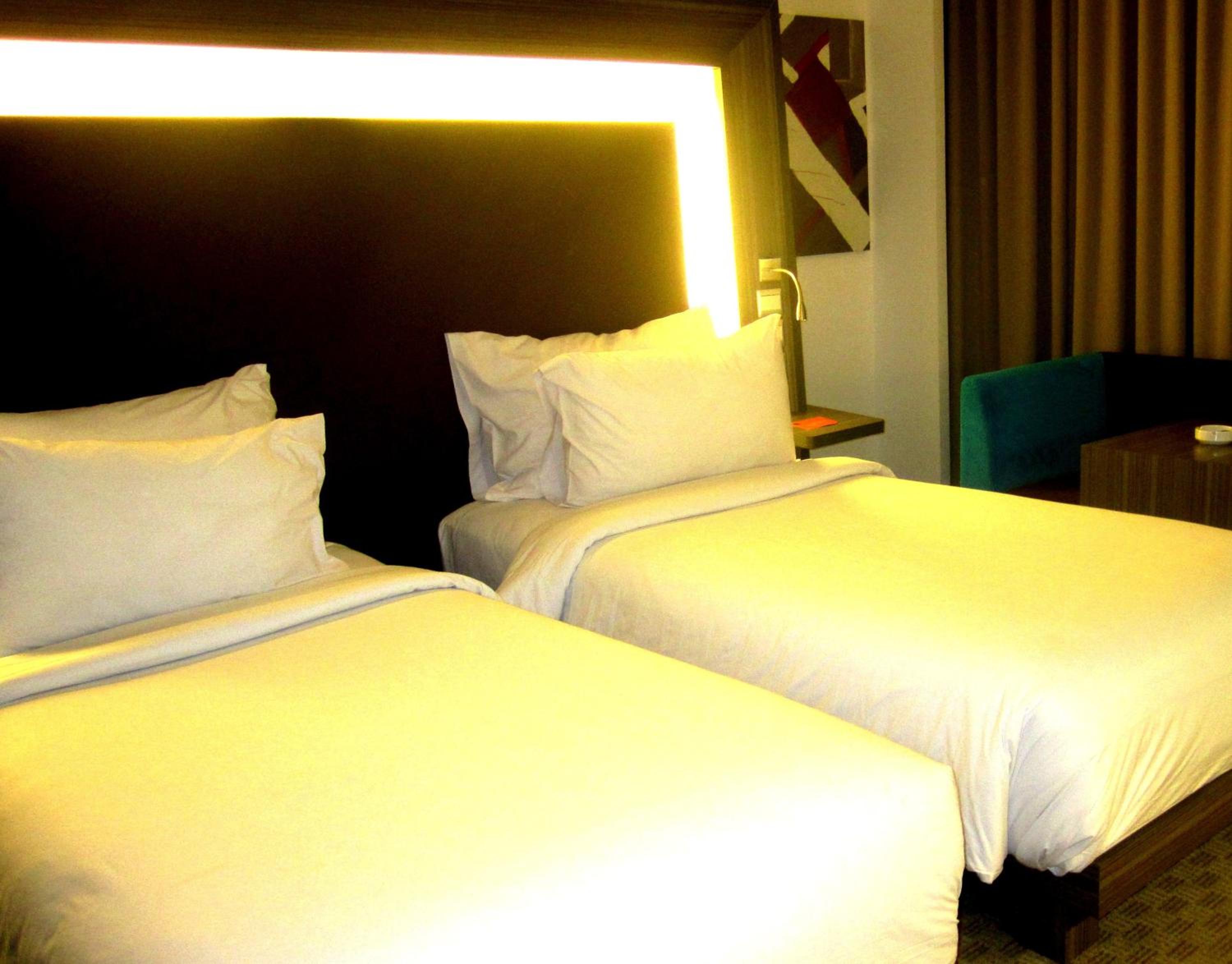 Standard Twin Room - Photo 3