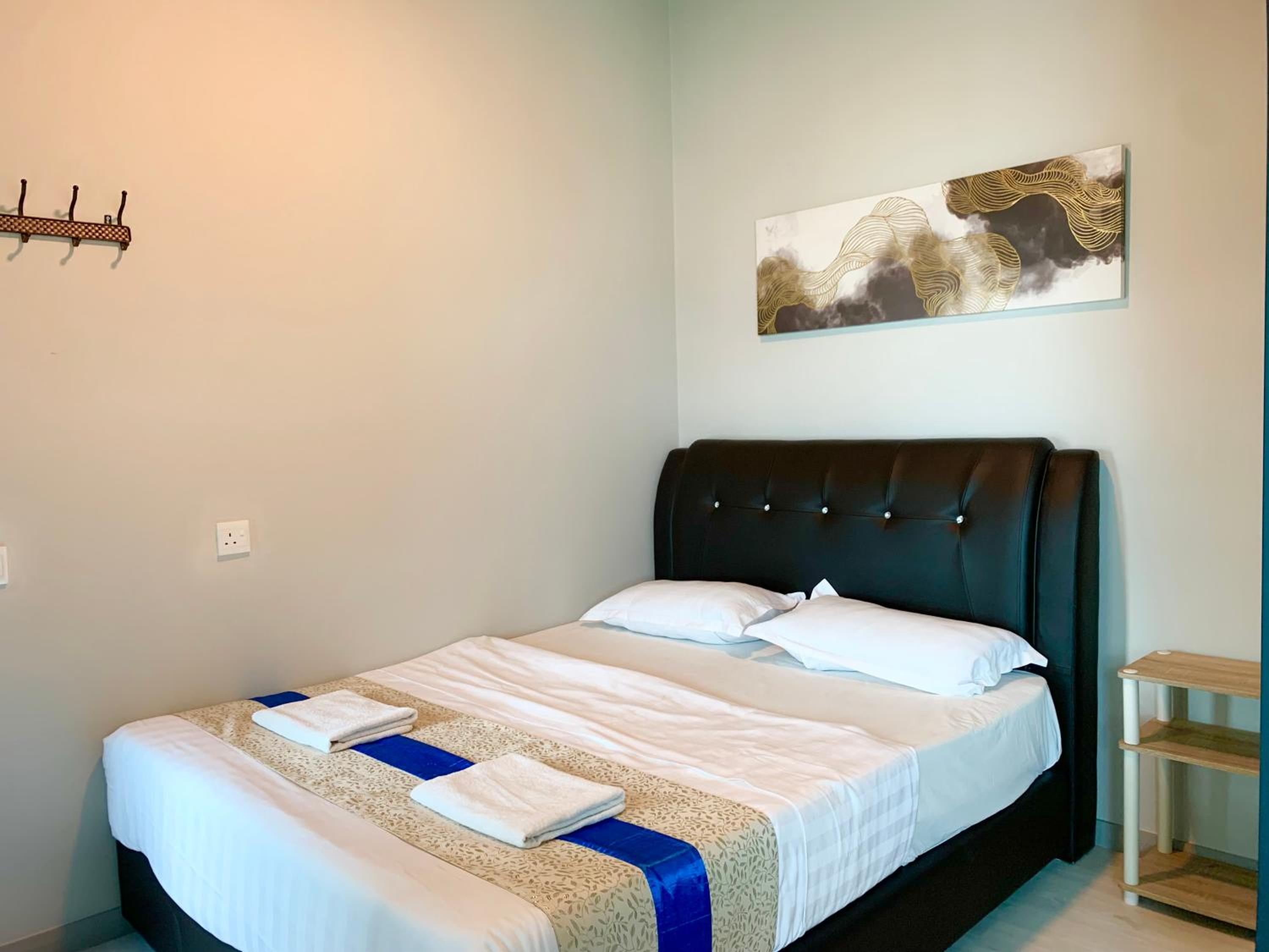Apartment with Sea View - Photo 8