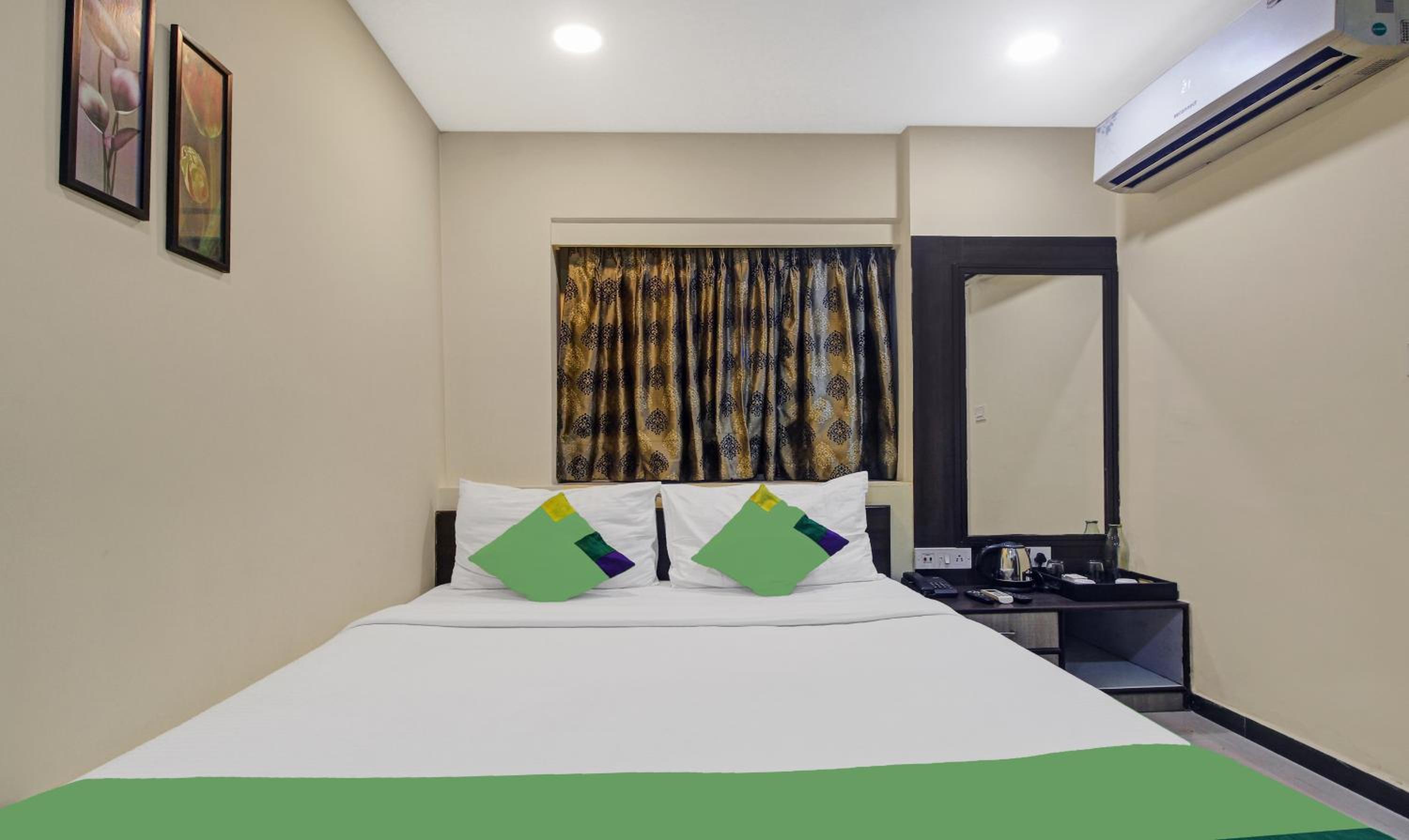 Economy Room - Photo 1