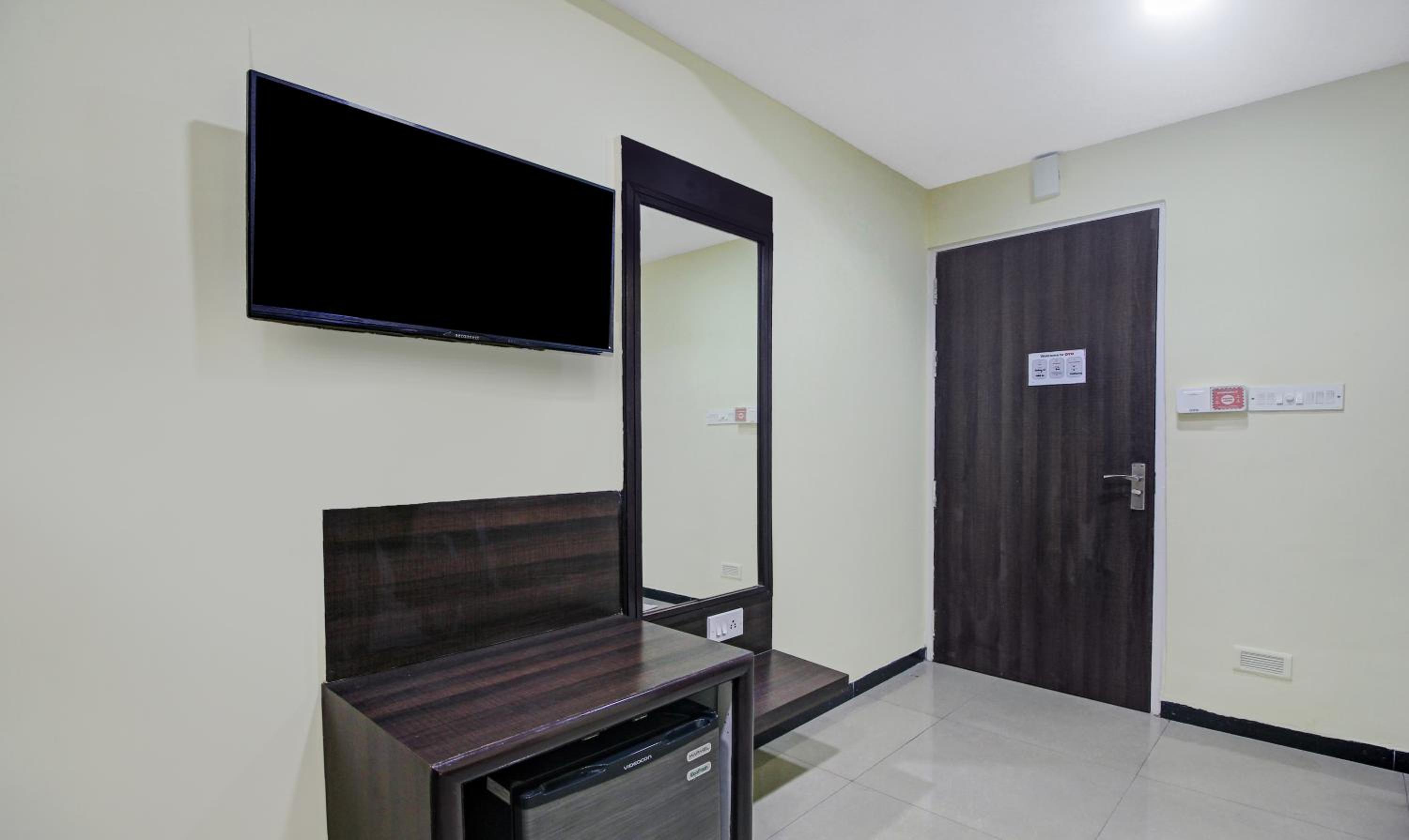 Standard Room - Photo 17
