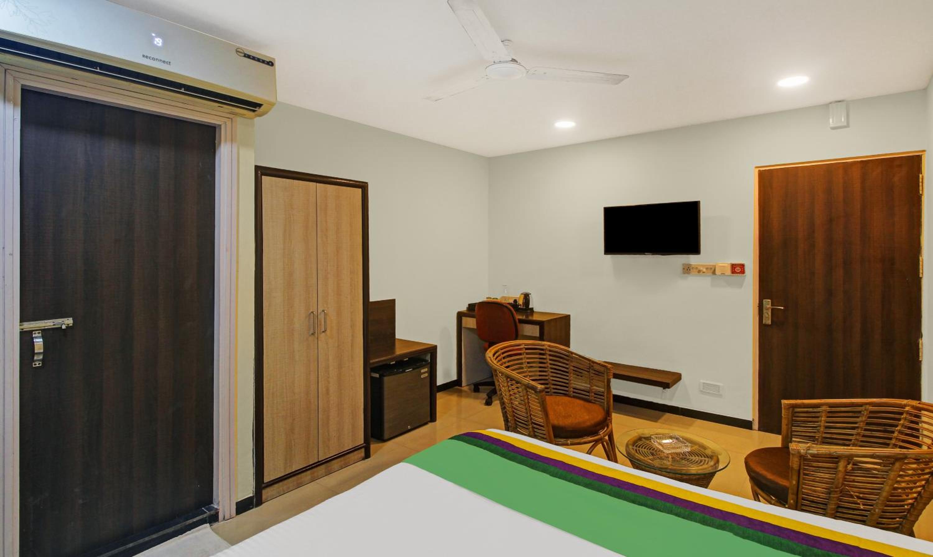 Standard Room - Photo 10