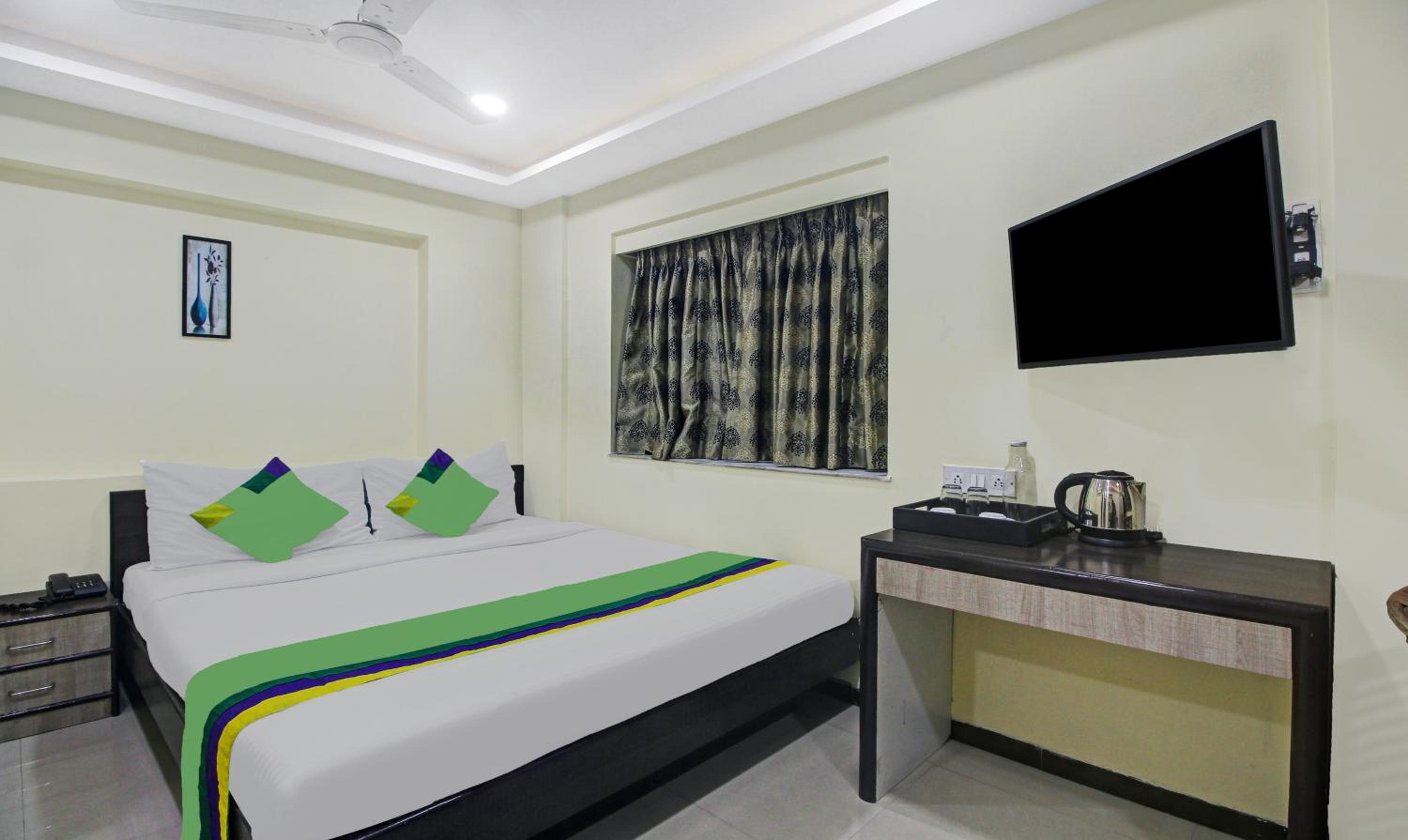 Standard Room - Photo 1