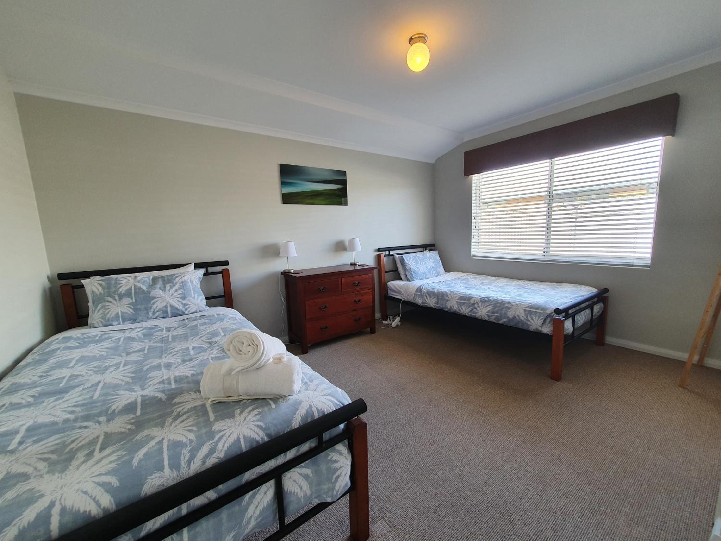 Four-Bedroom House photo 3