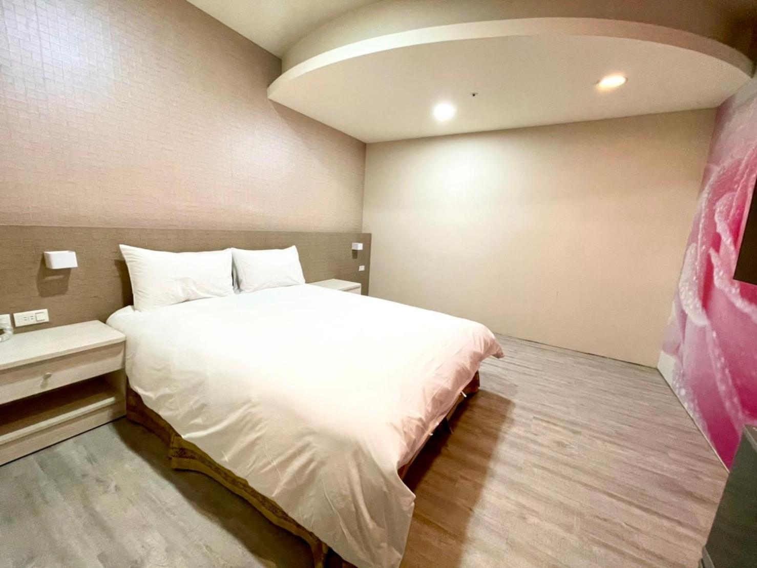 Standard Double Room photo 3