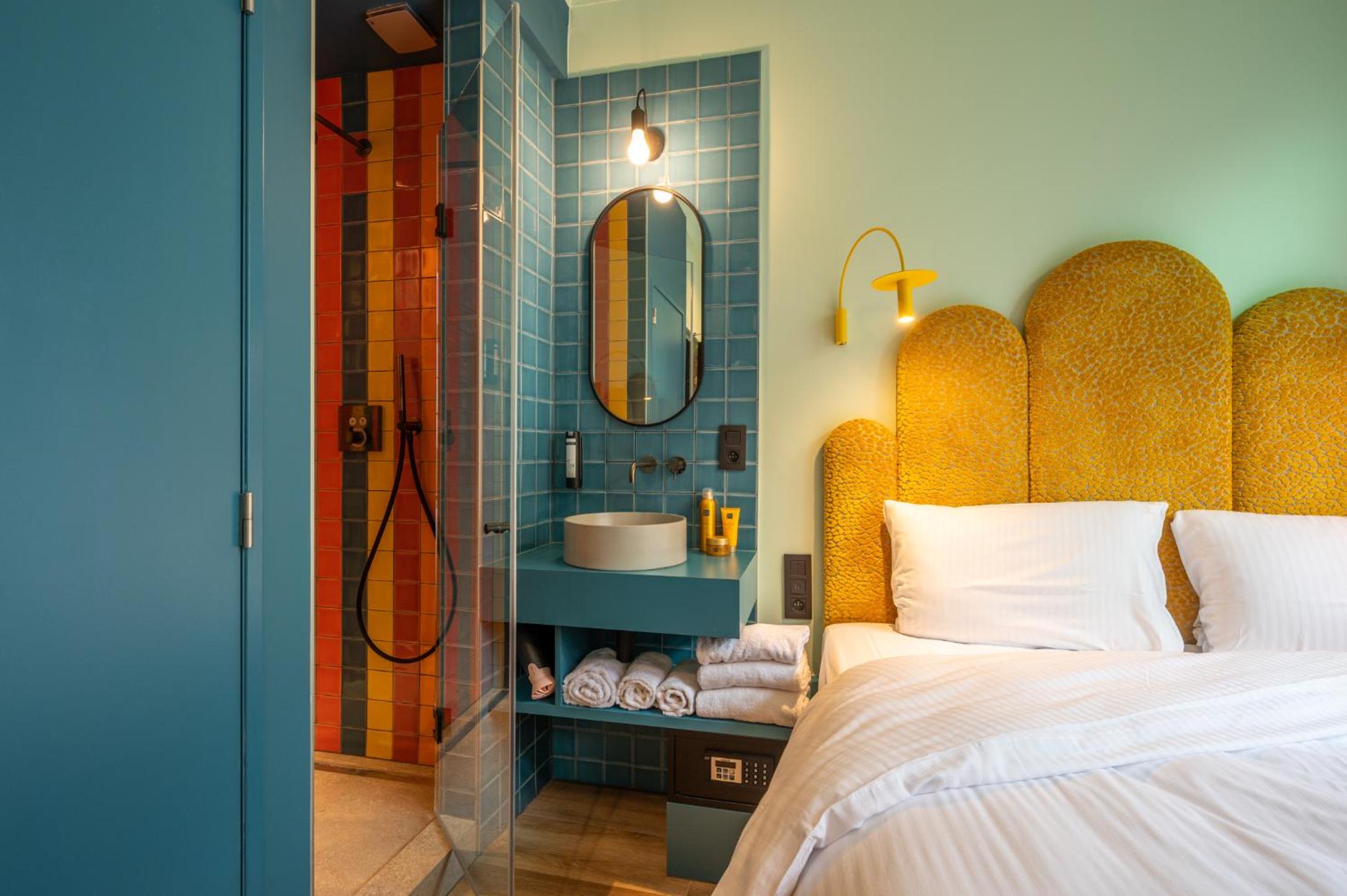 Small Double Room photo 1