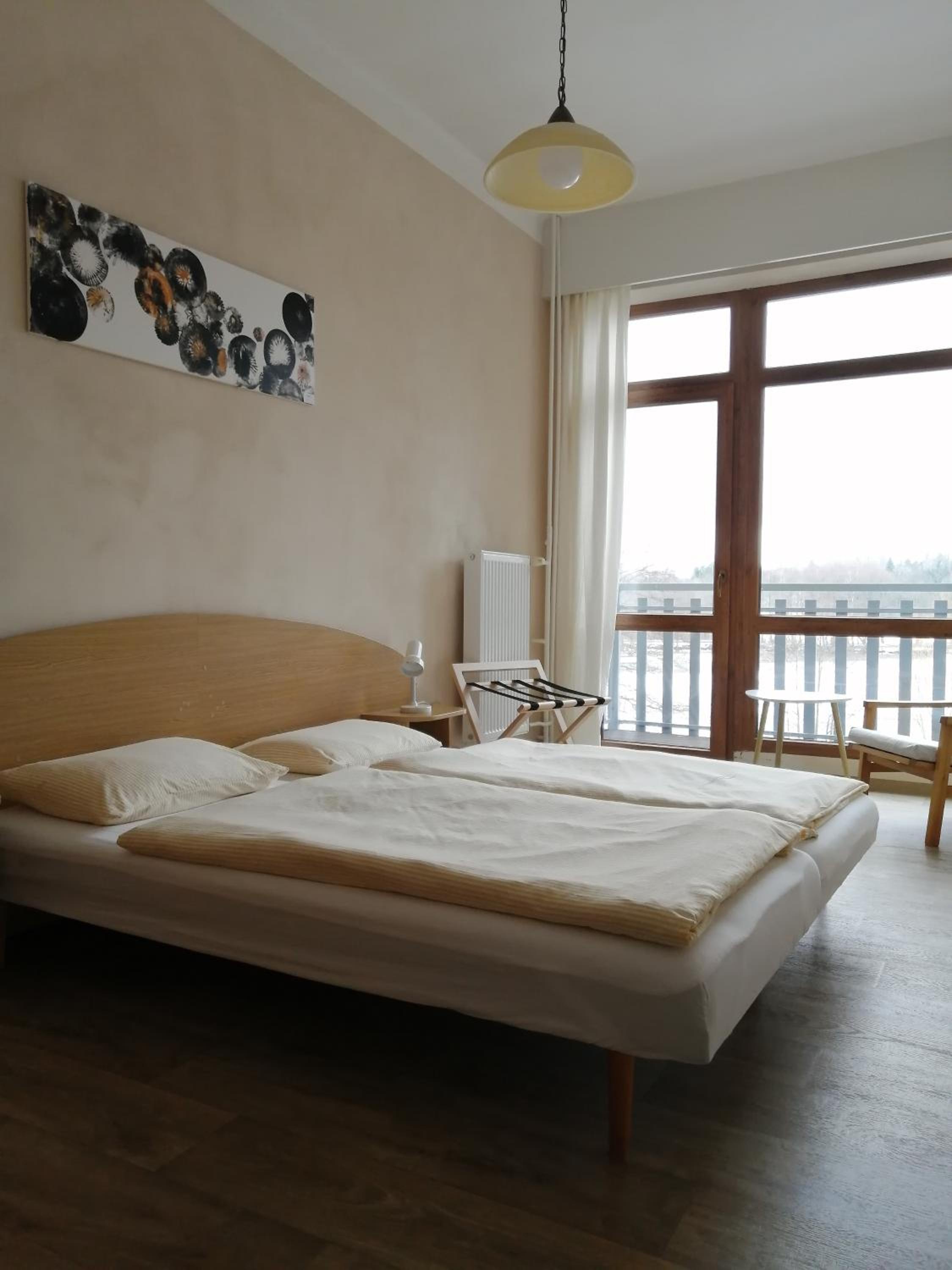 Double Room with Balcony - Photo 7