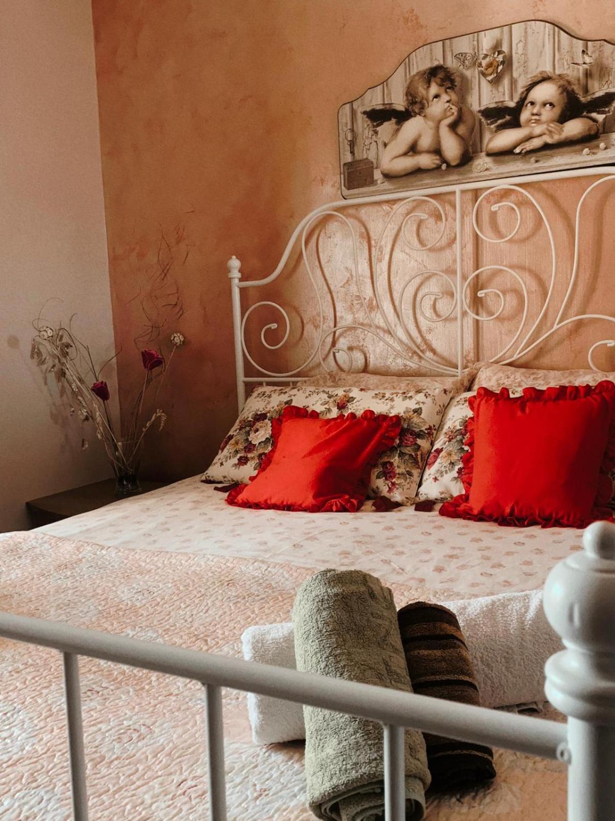 Deluxe King Room photo 2