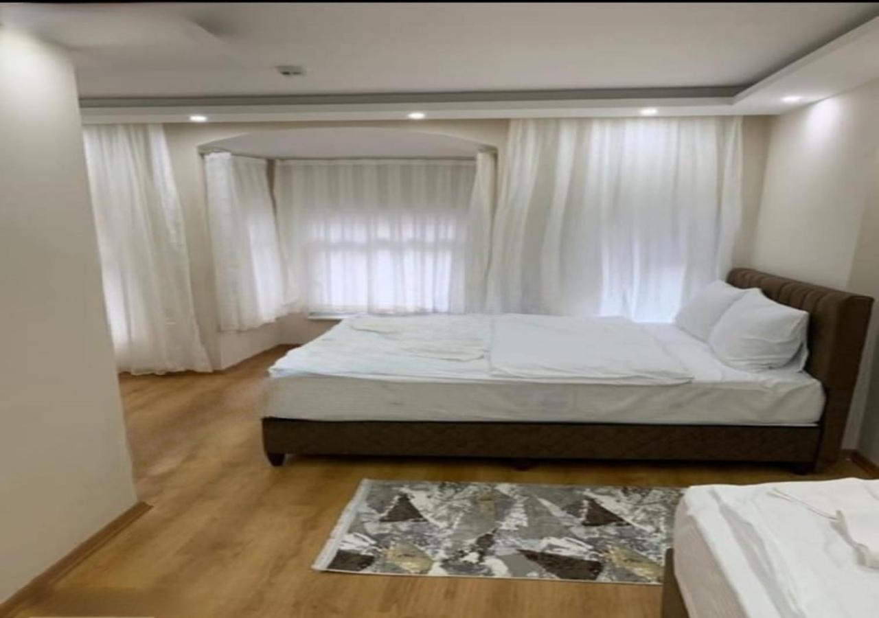 Deluxe Triple Room photo 3