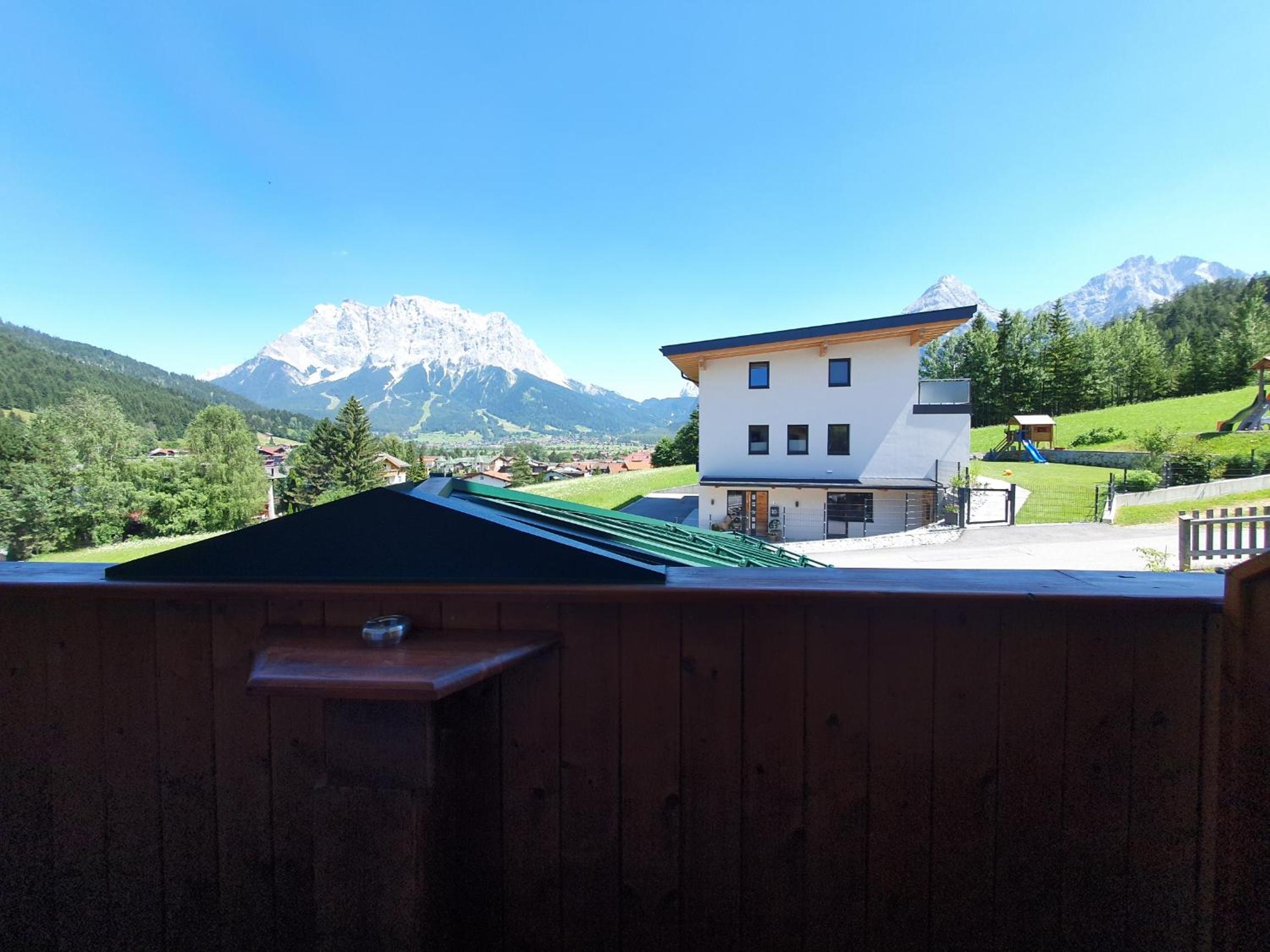 Deluxe Double Room - Photo 10