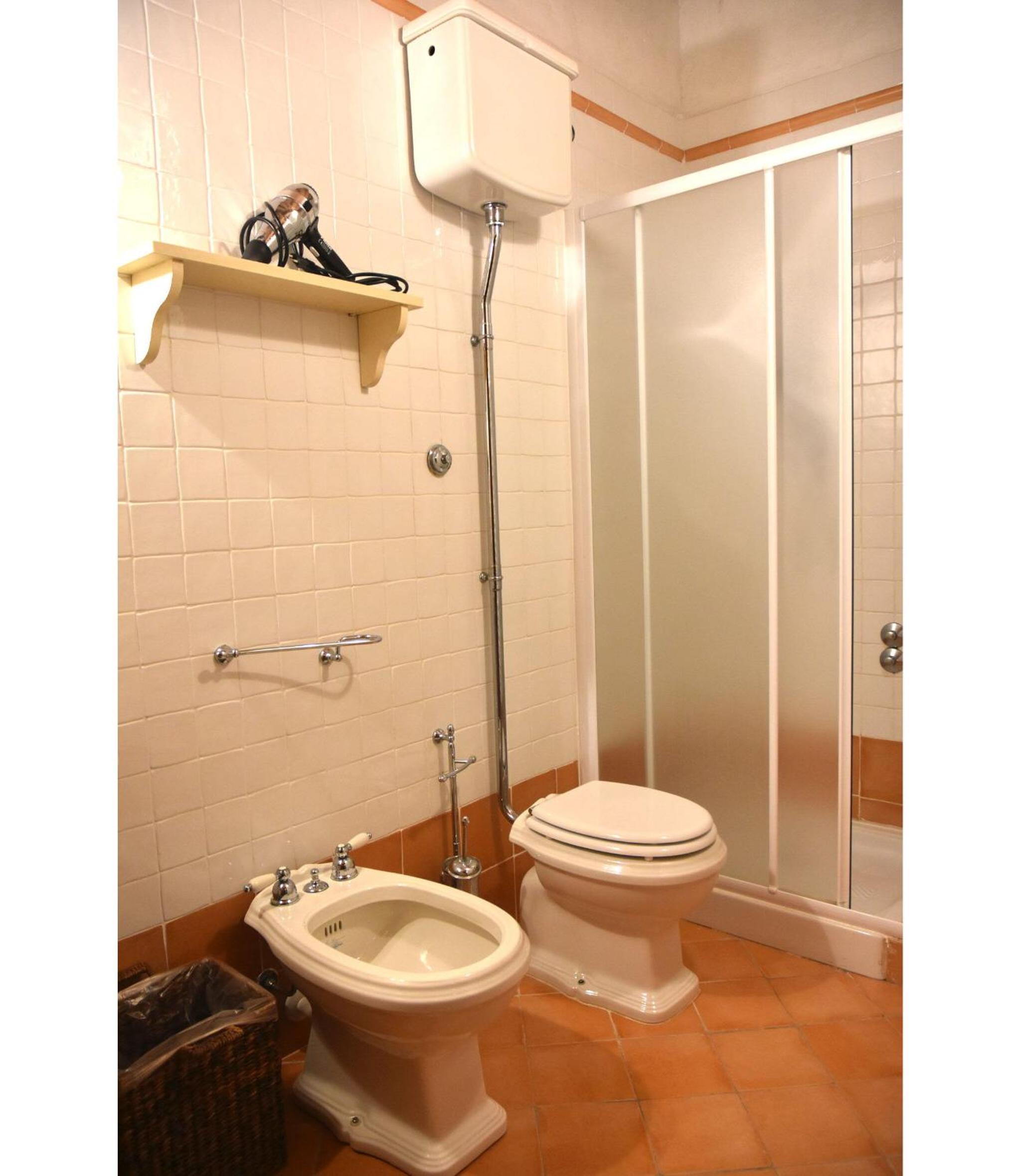 Apartment 6 photo 2