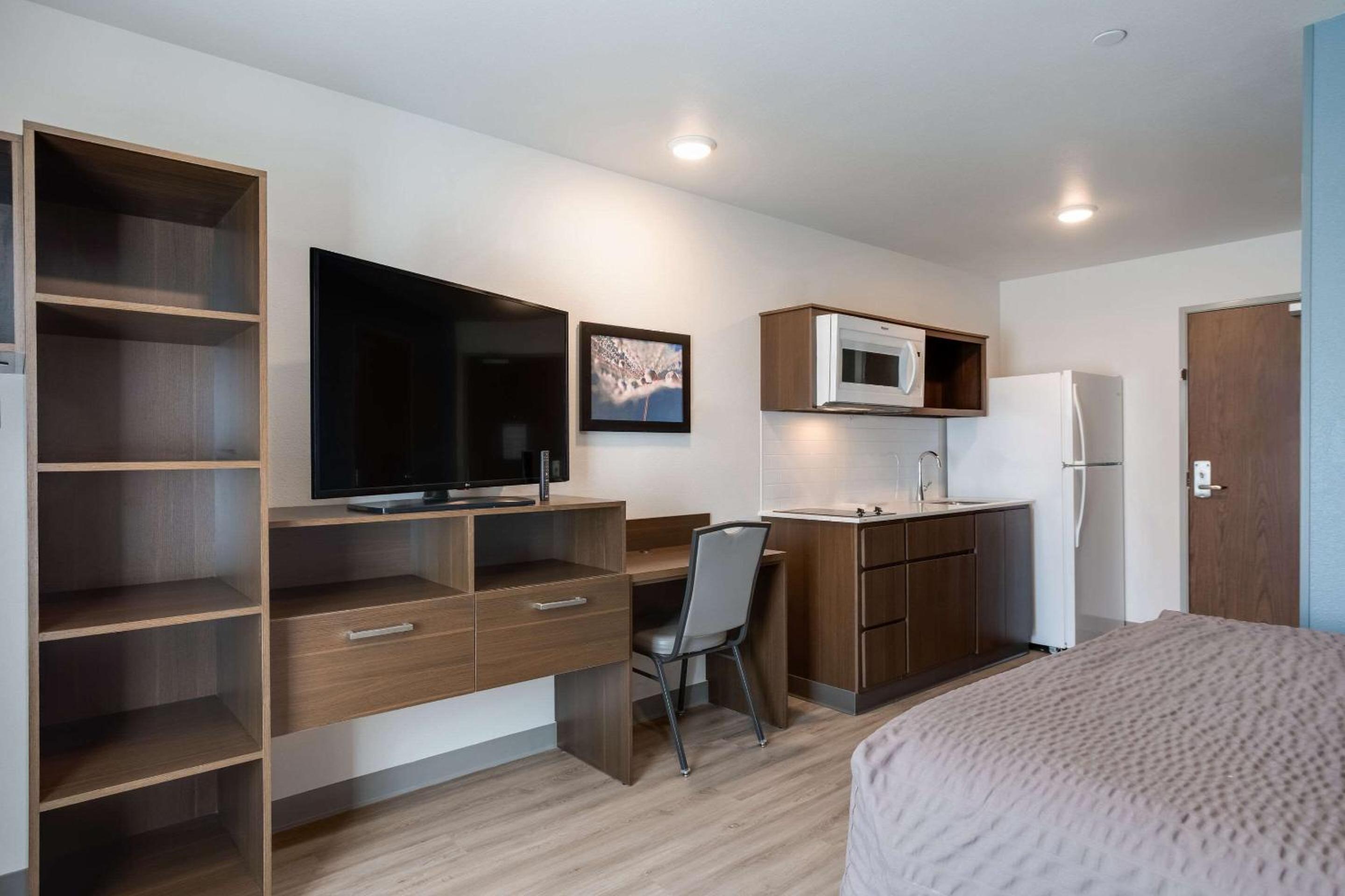 QUEEN SUITE - Photo 10