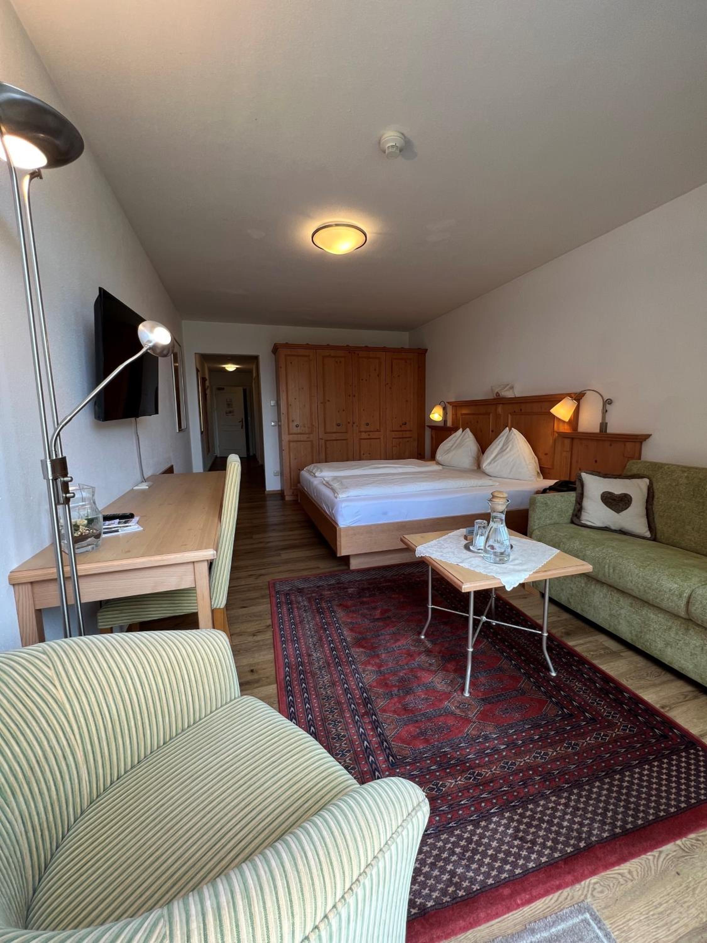 Superior Quadruple Room photo 2