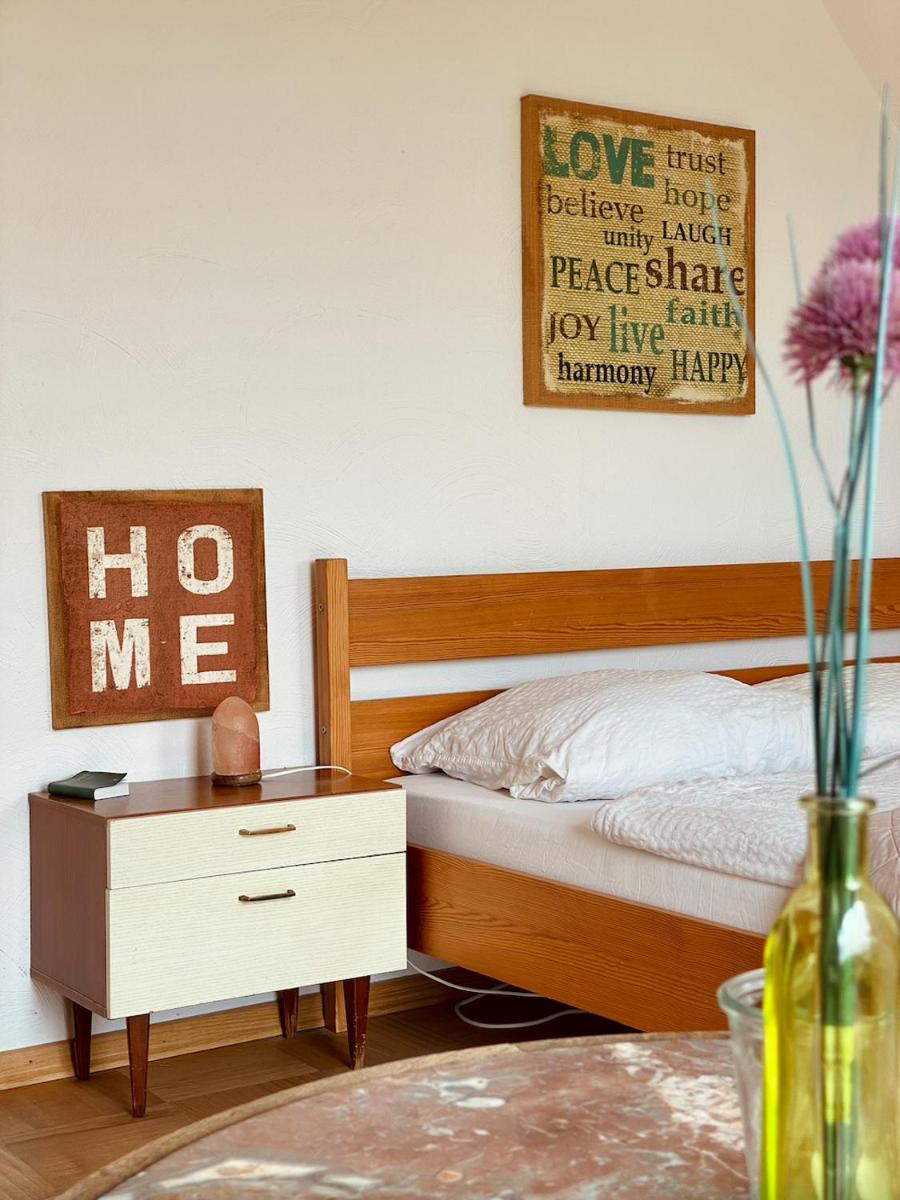 Large Double Room photo 3