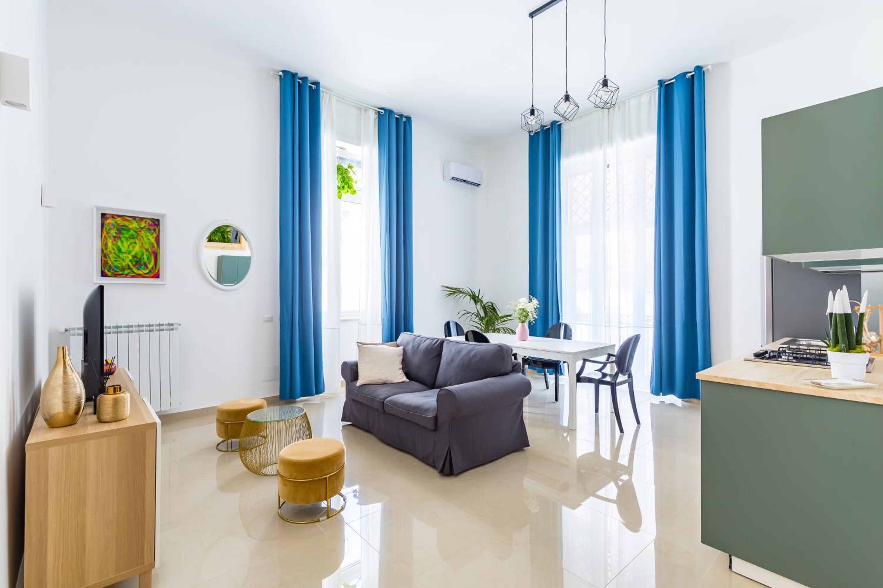 One-Bedroom Apartment