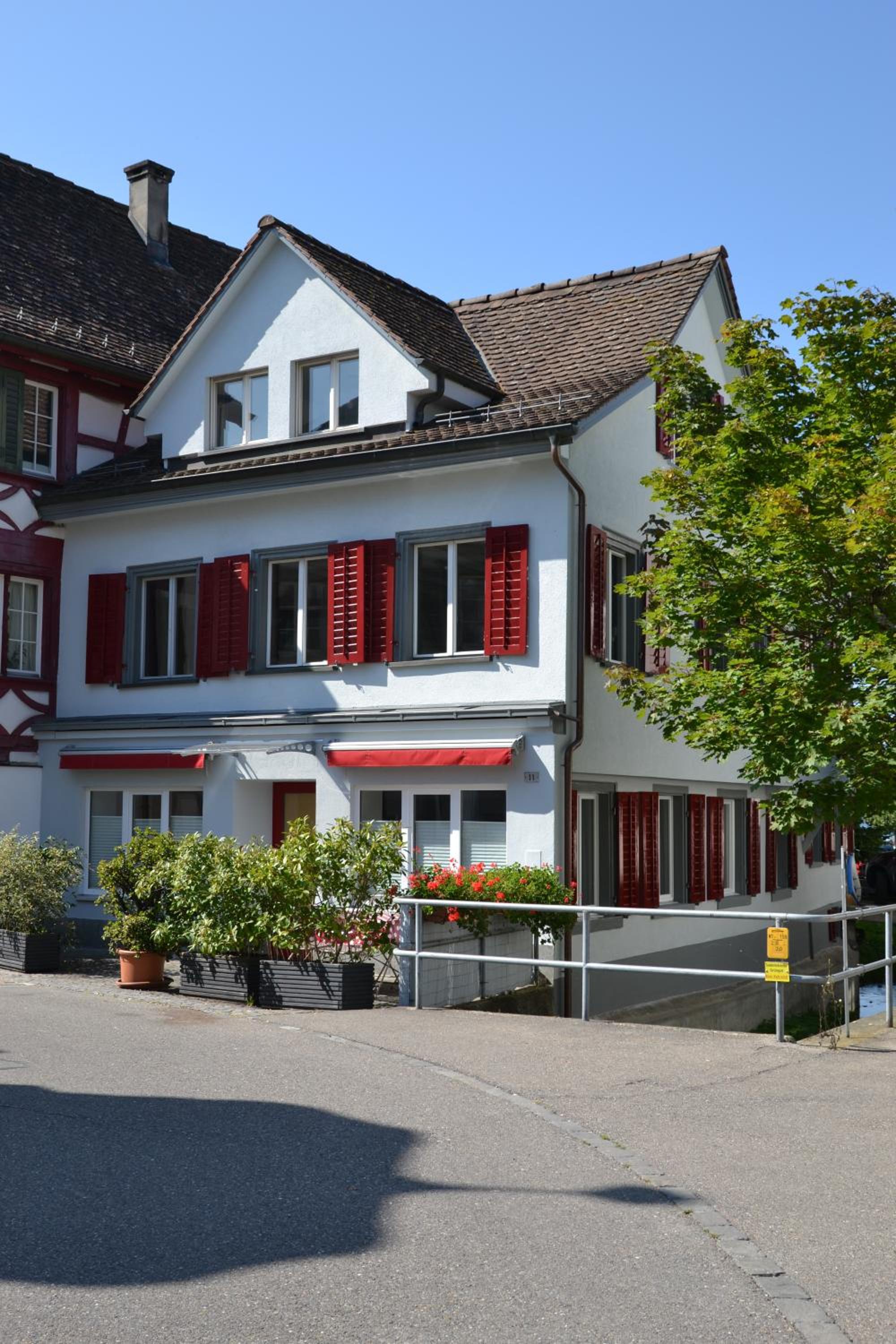 Apartment with Terrace photo 2