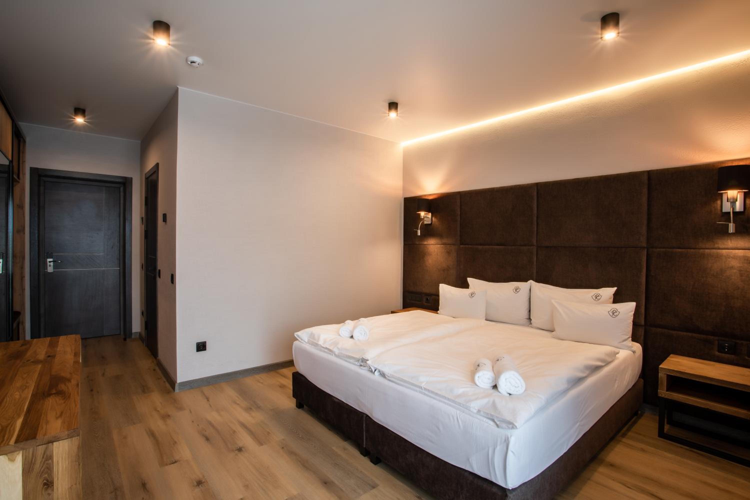 Deluxe Room without Balcony - Free Spa Access