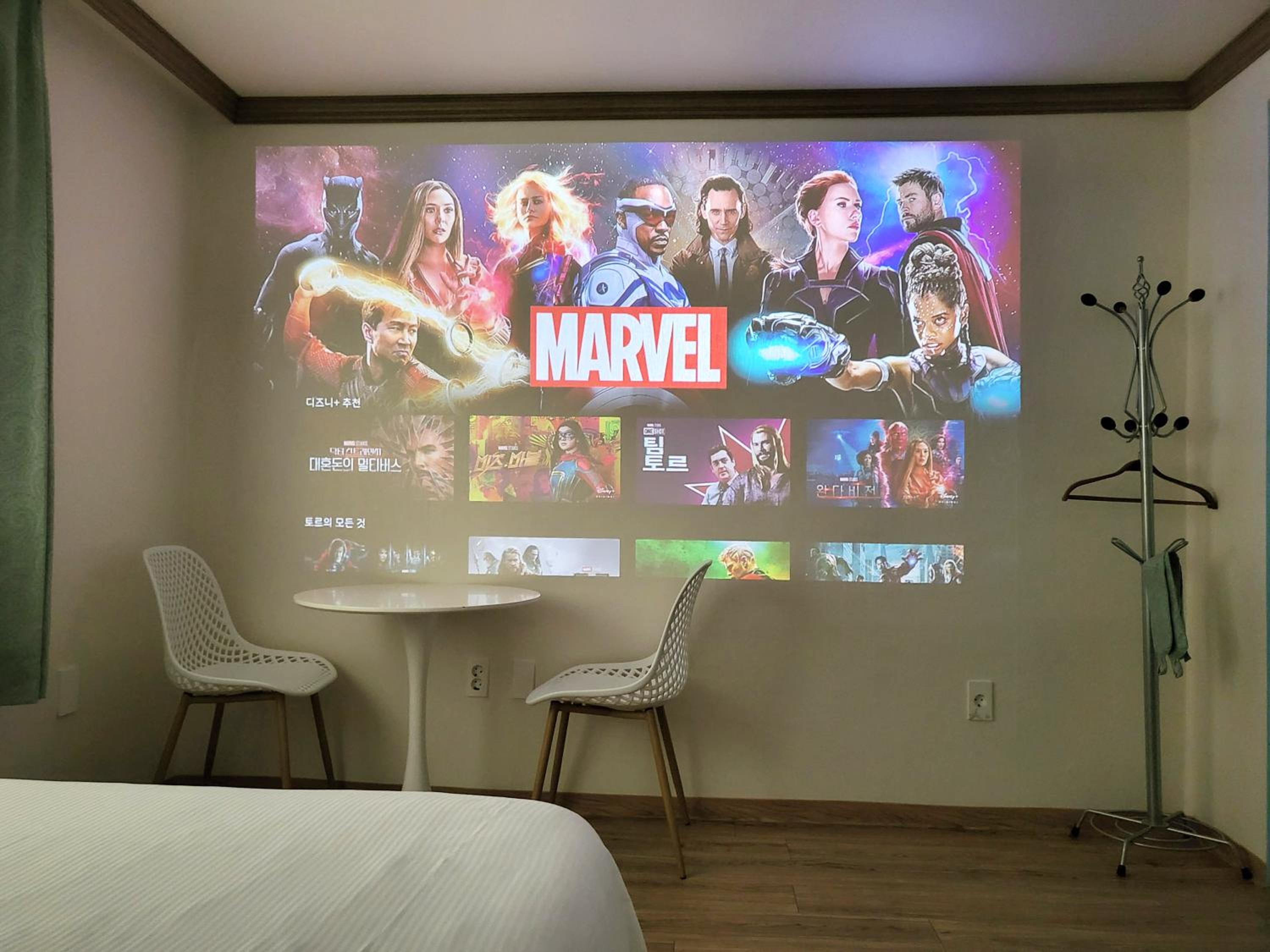 Queen Room
