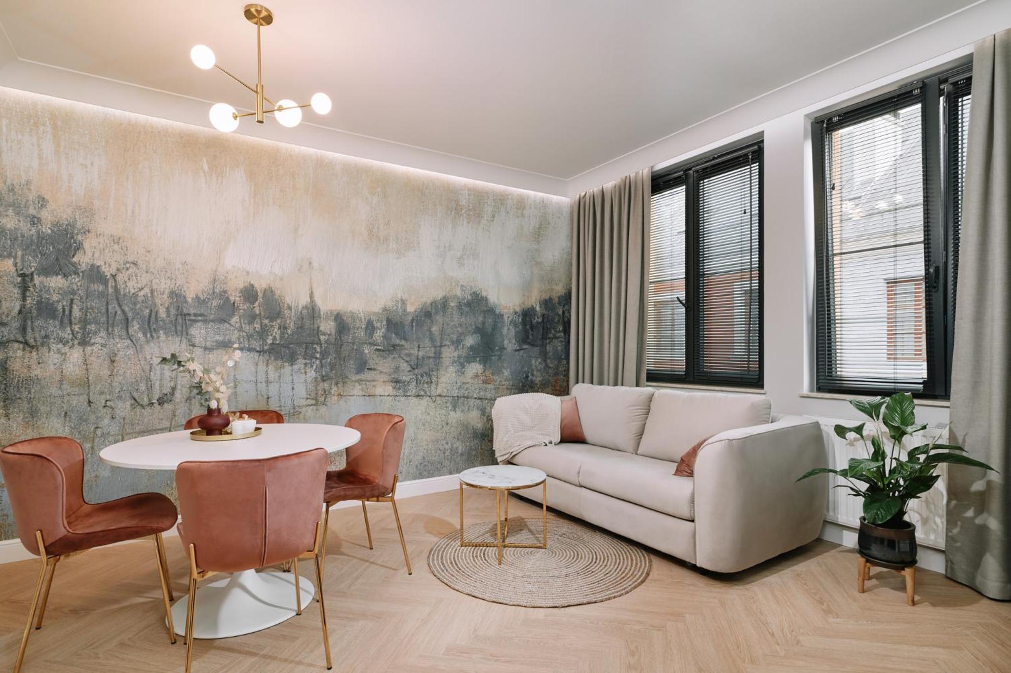 One-Bedroom Apartment - Photo 4