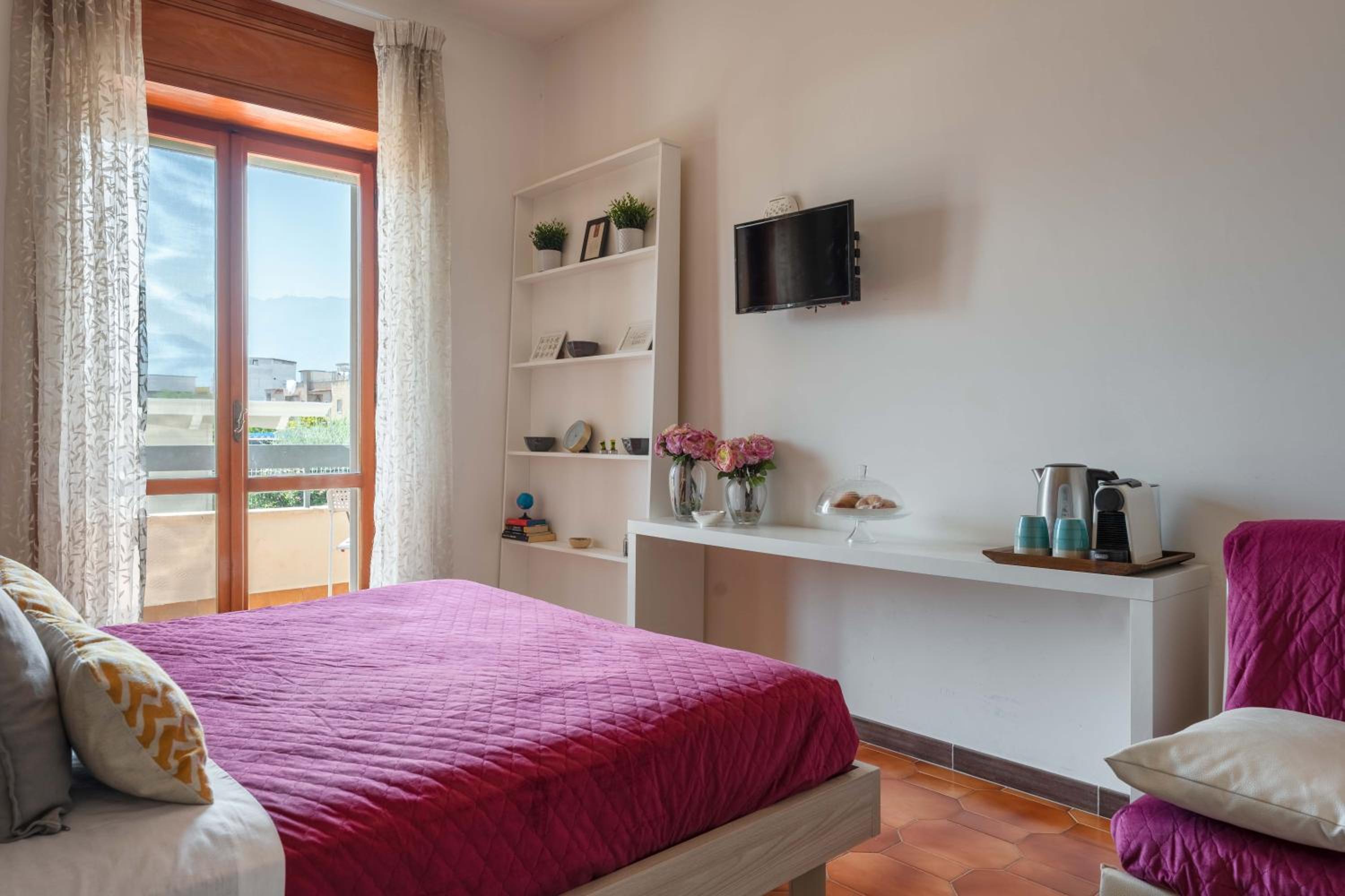 Double Room - Photo 19