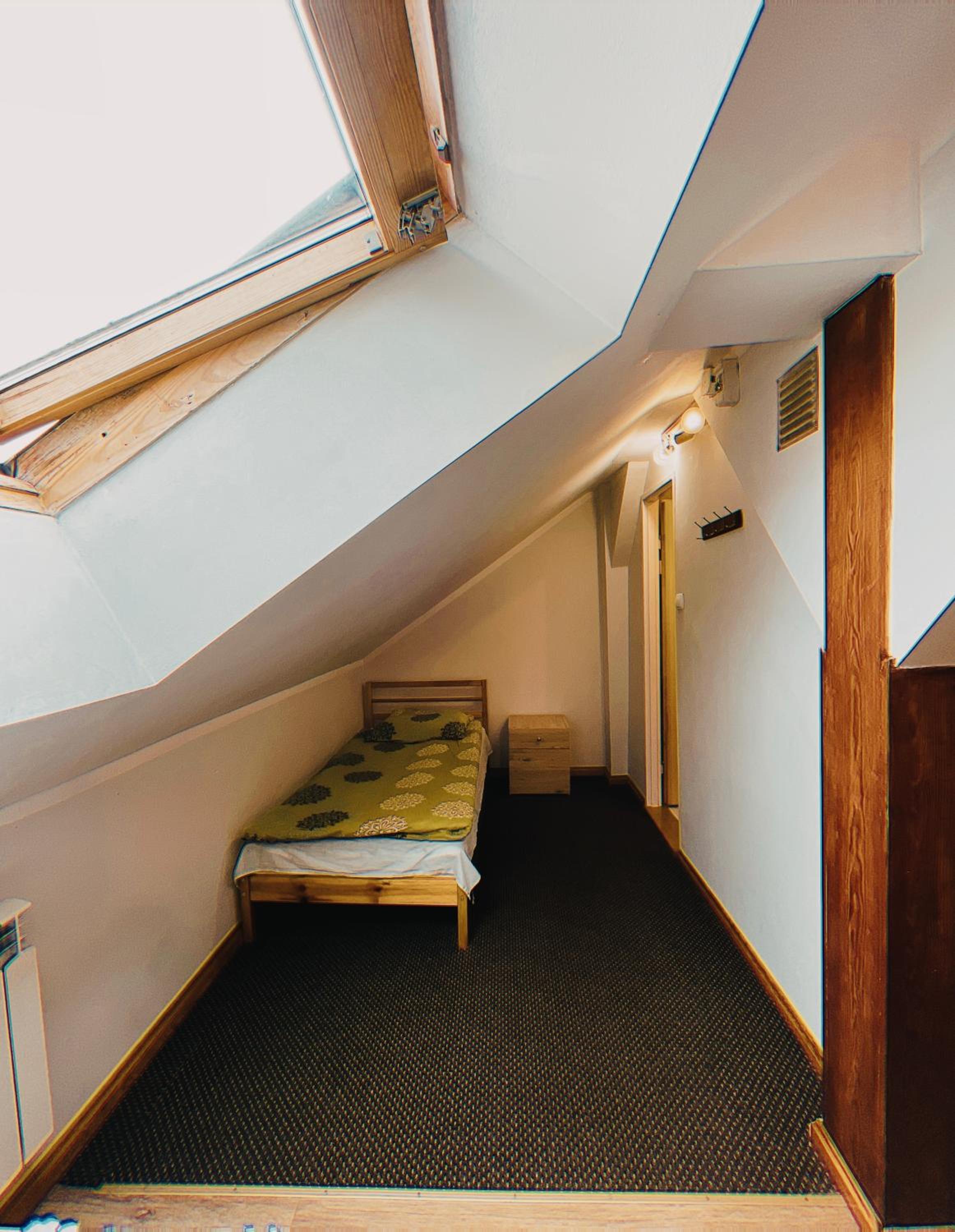Triple Room - Photo 1