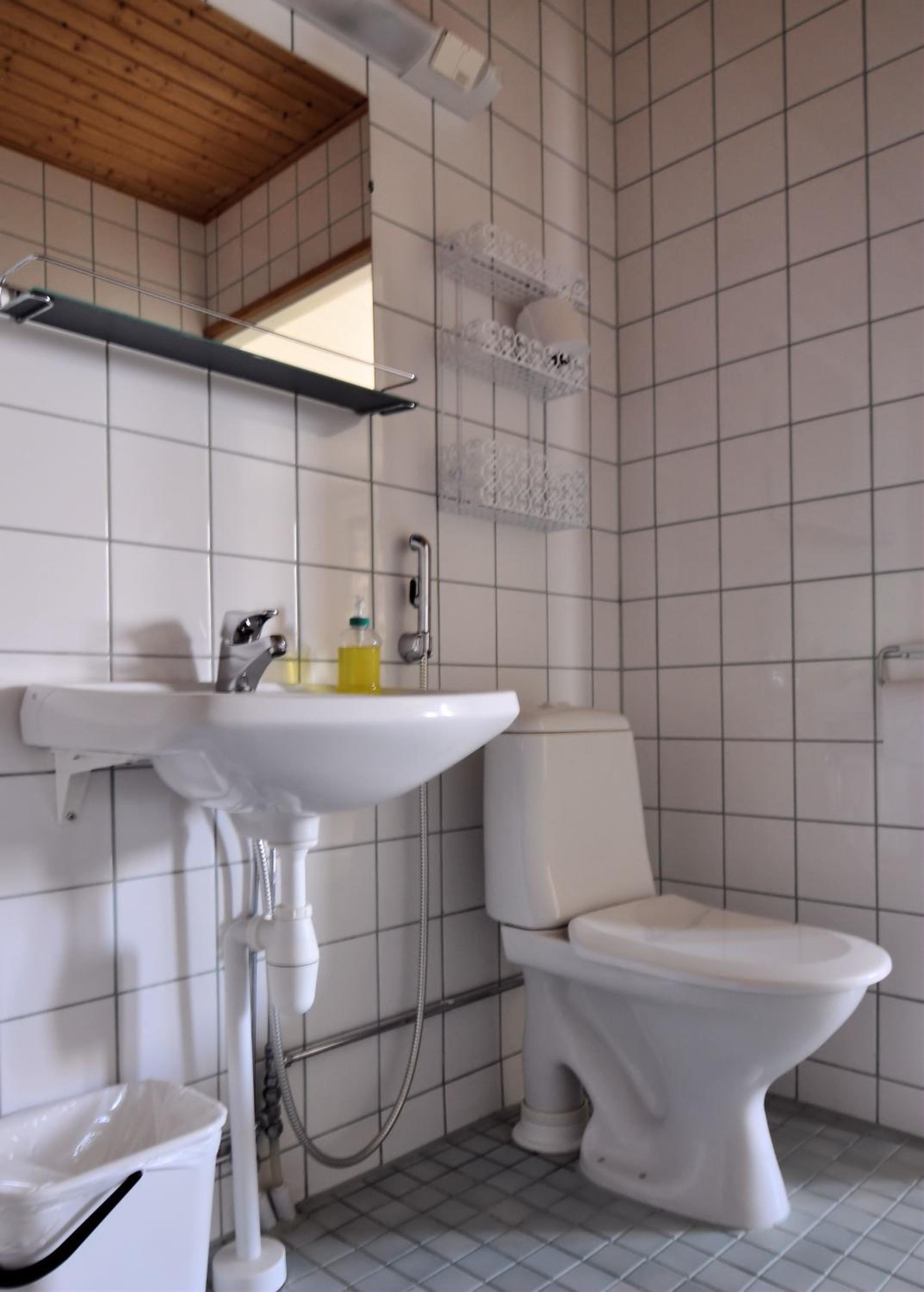Apartment with Sauna - Photo 16