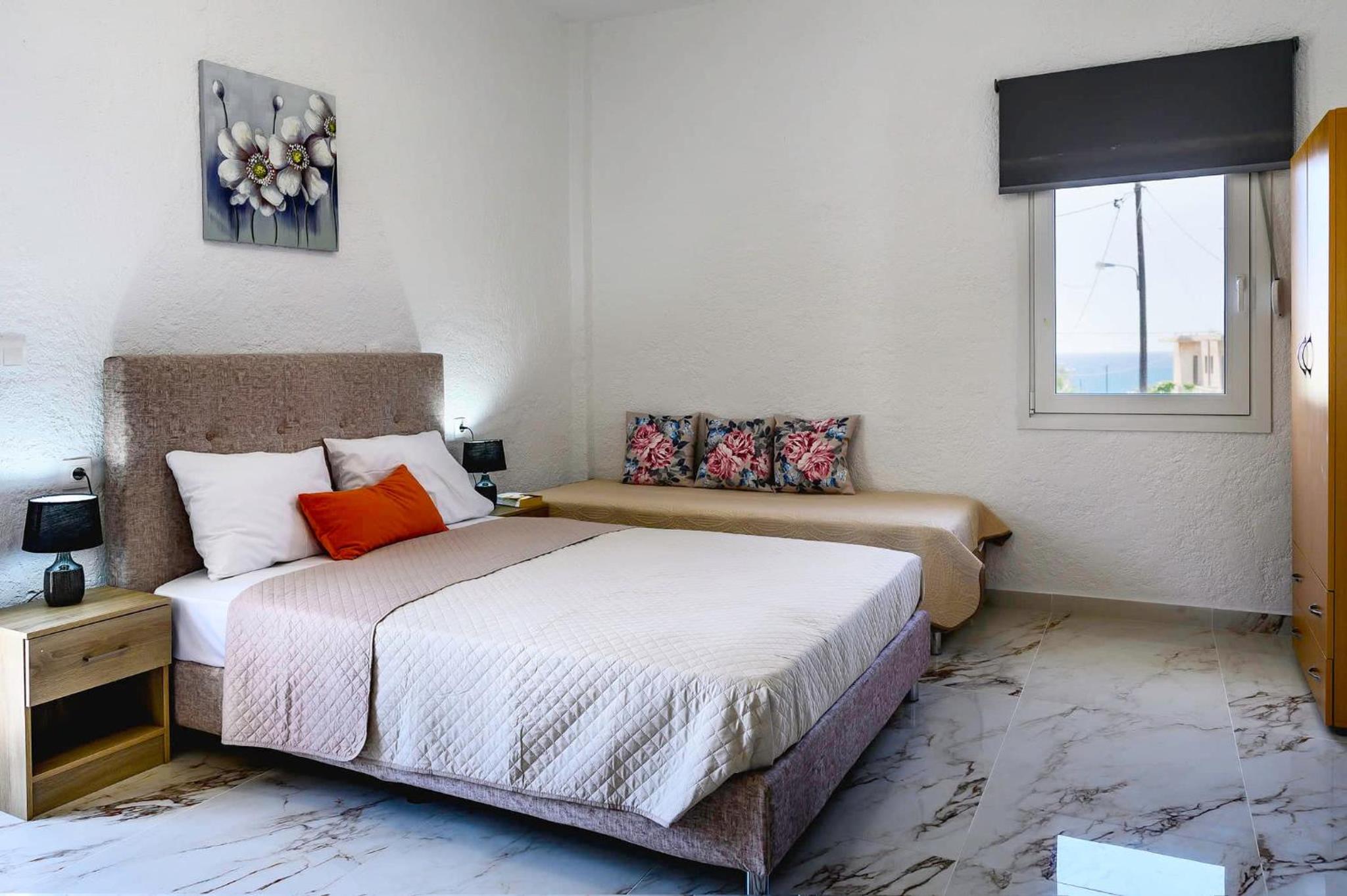 Studio Apartment photo 1