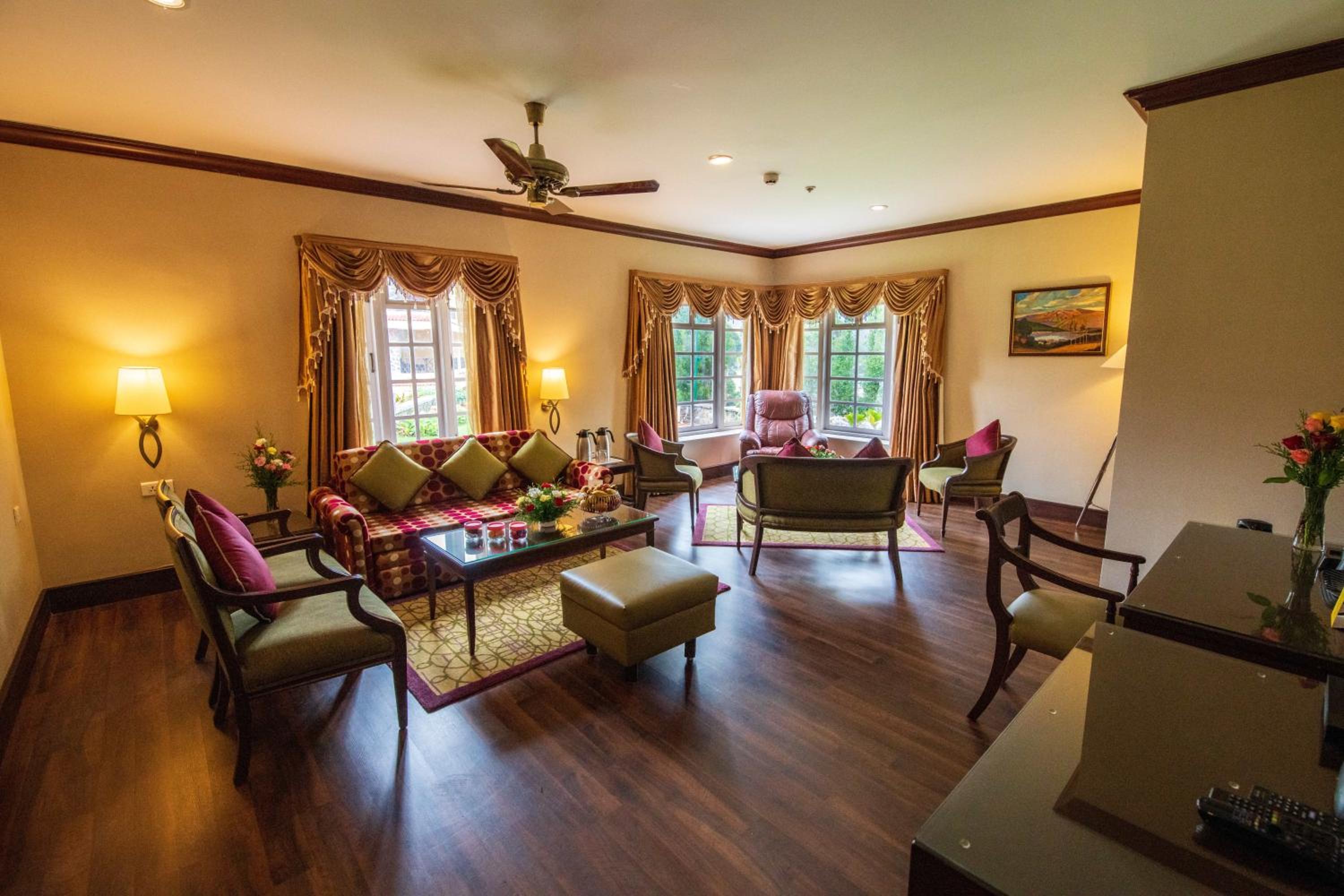 Premium Suite Cottage - Book & Unlock Exclusive Offers - Photo 4