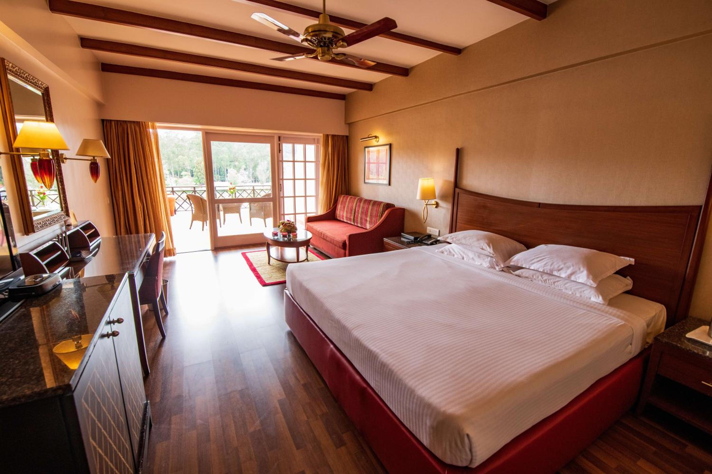 Deluxe Double or Twin Room photo 3