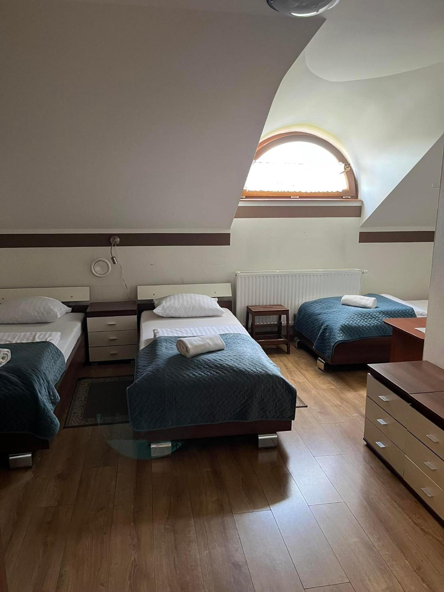 Triple Room with Bathroom photo 3