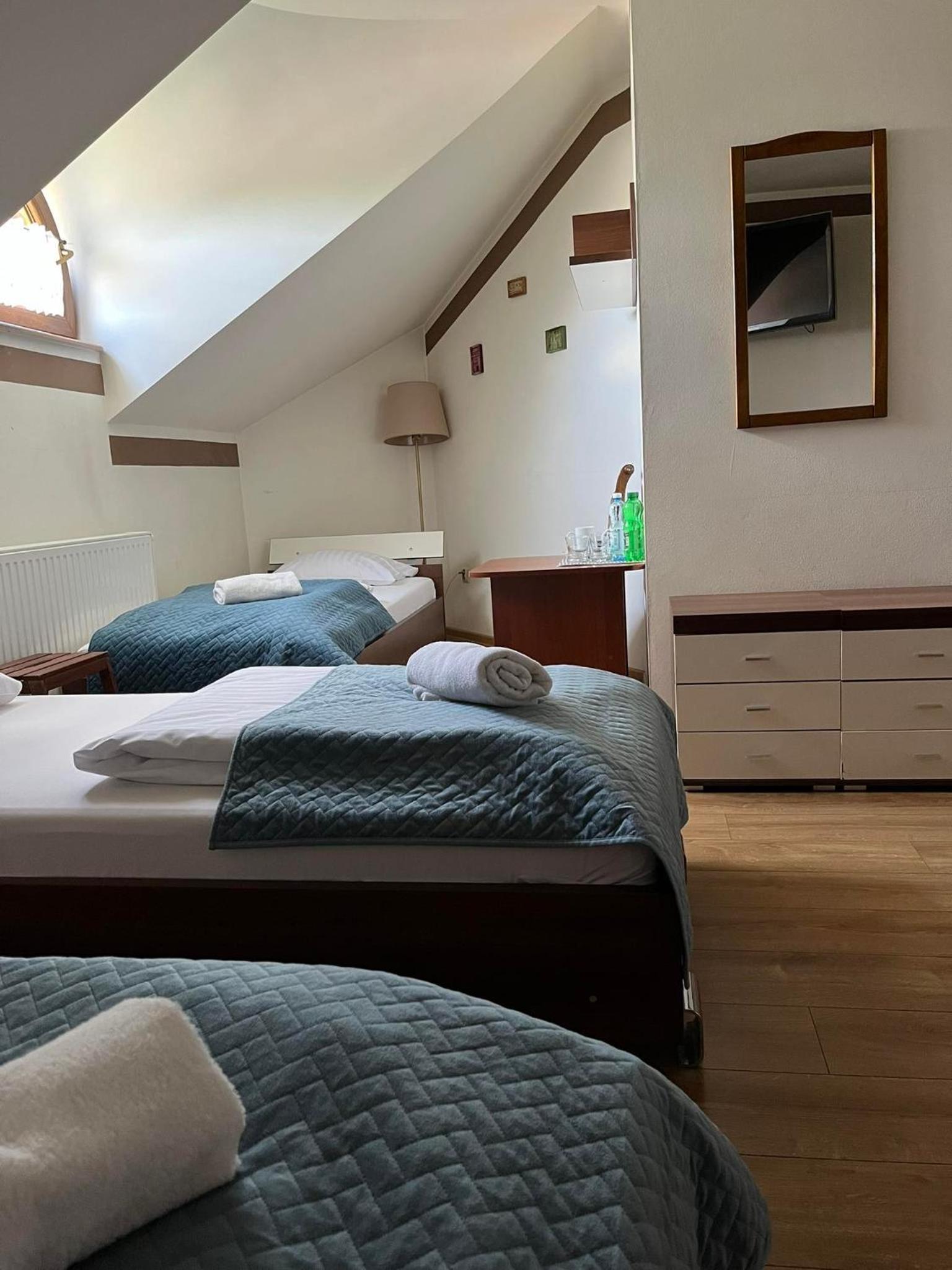 Triple Room with Bathroom photo 1