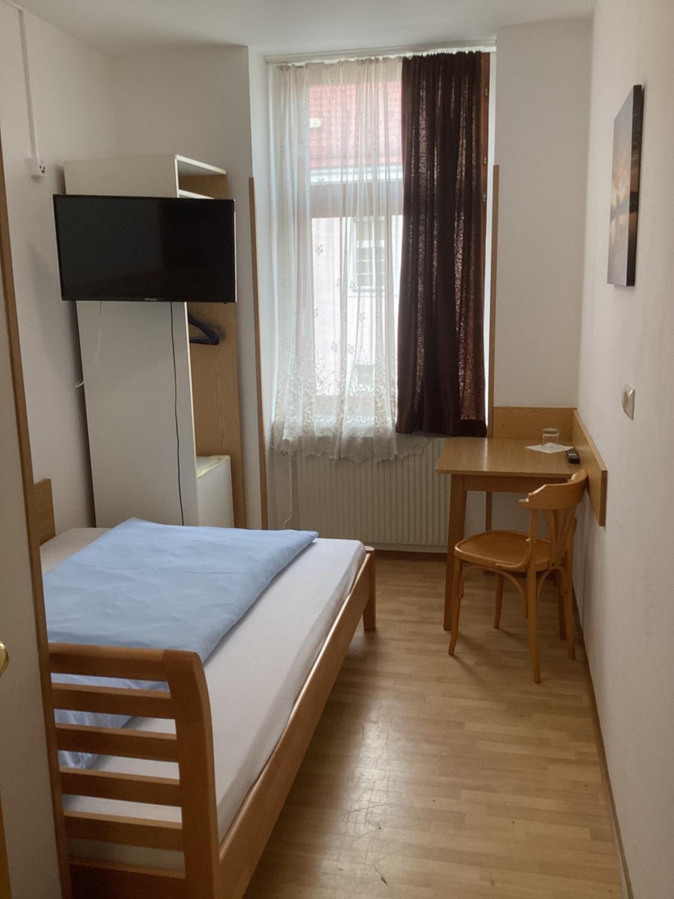 Single Room with Shower