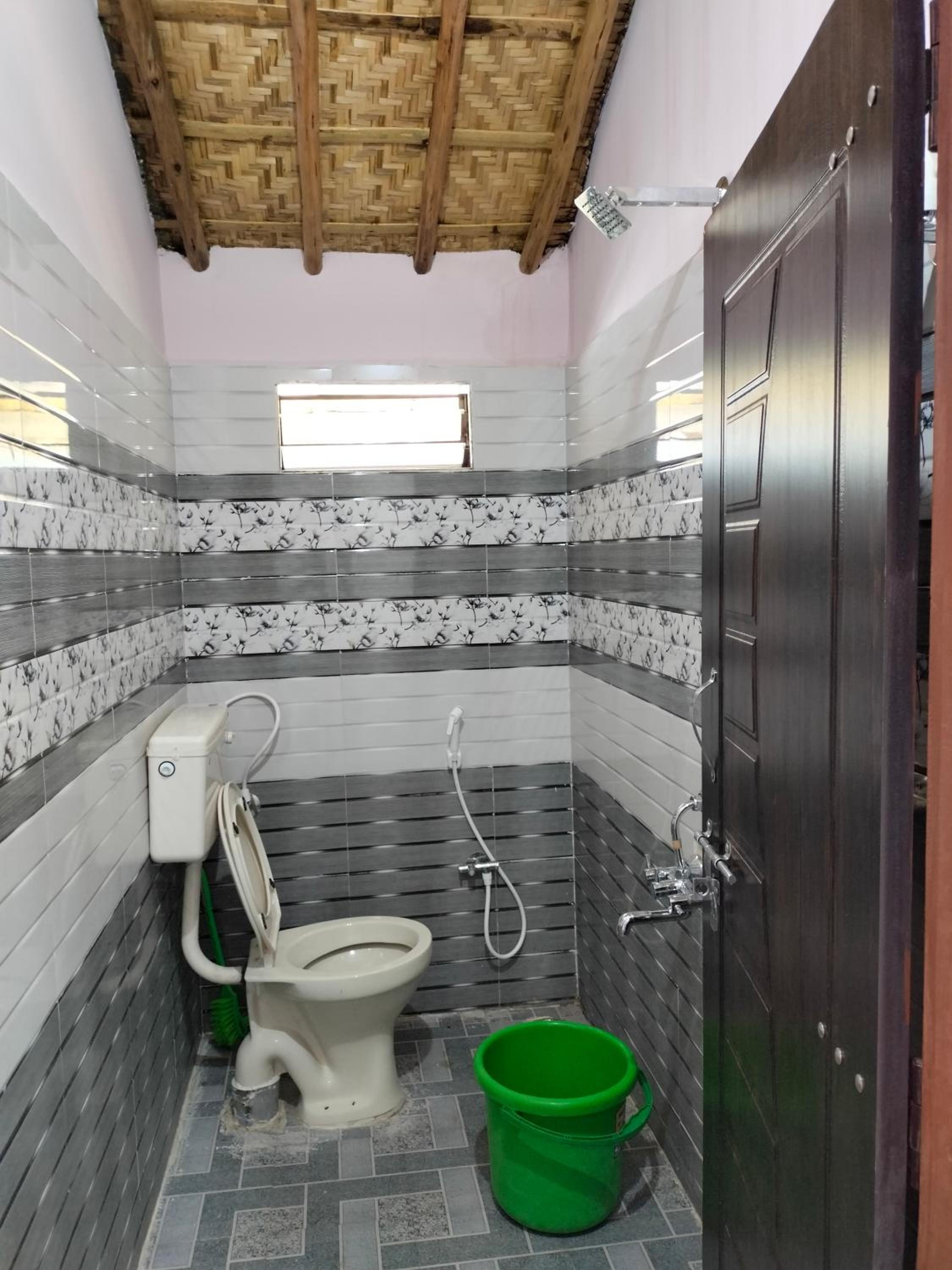 Standard Triple Room - Photo 2