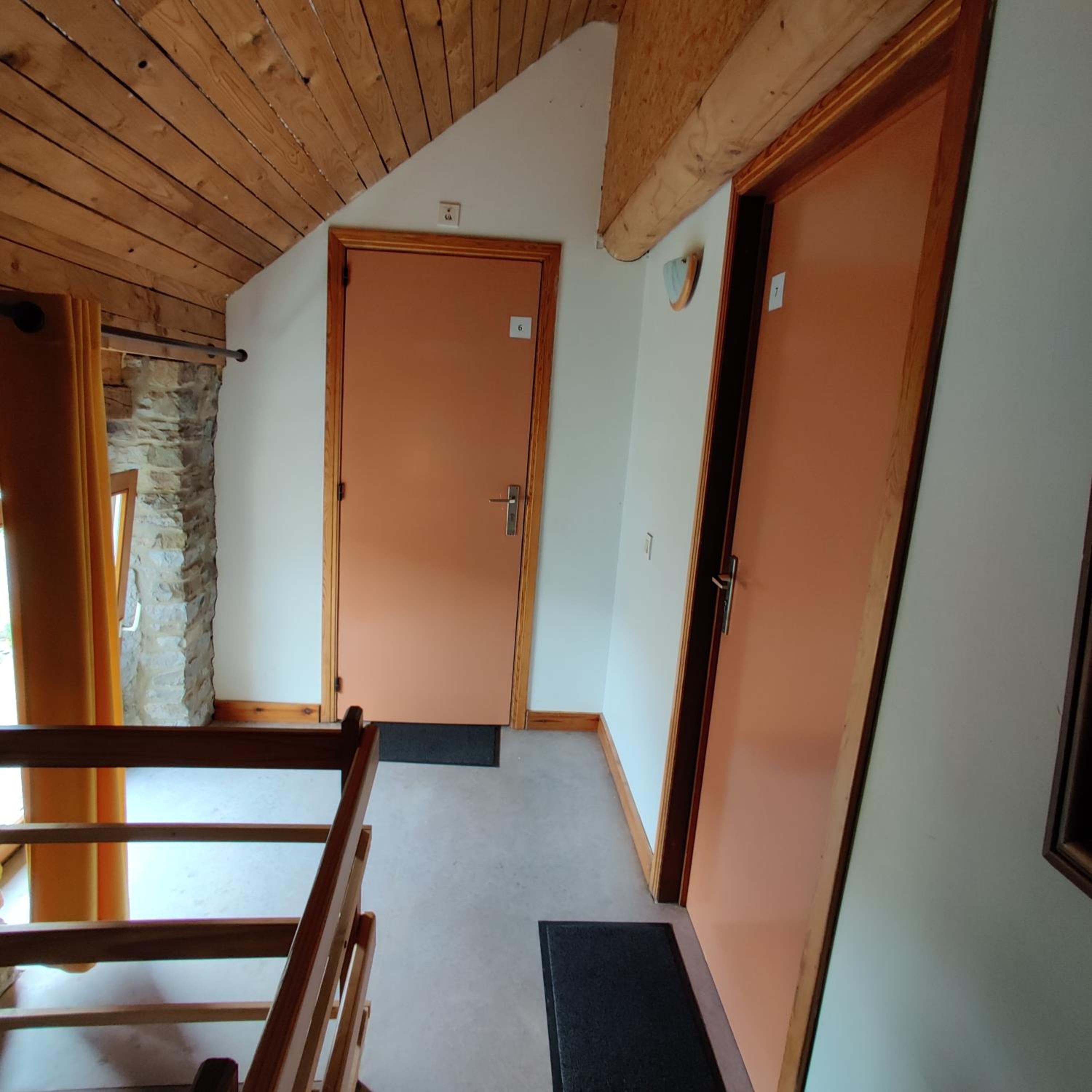 Apartment - Split Level photo 3