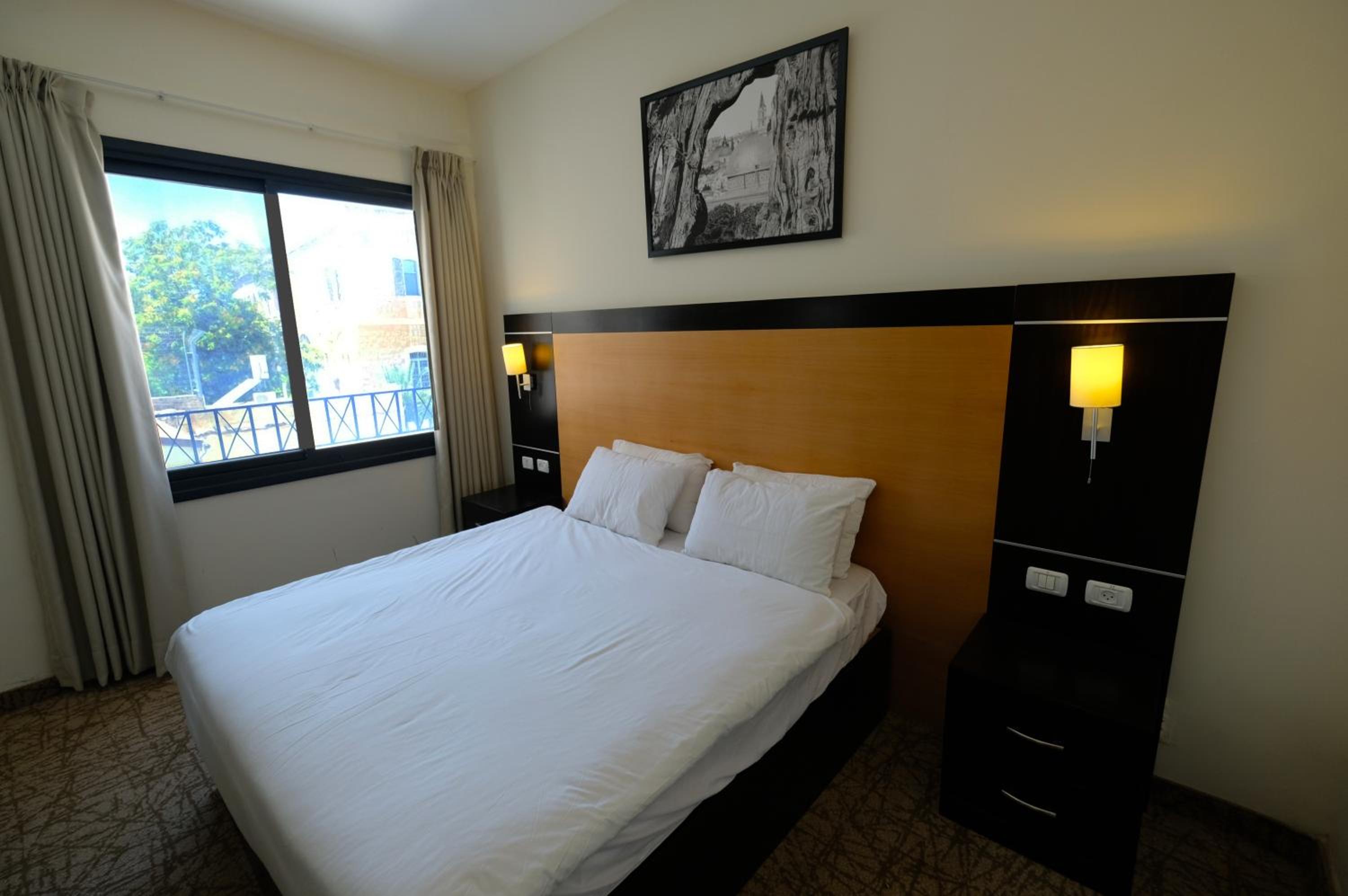 Standard Double Room - Photo 3