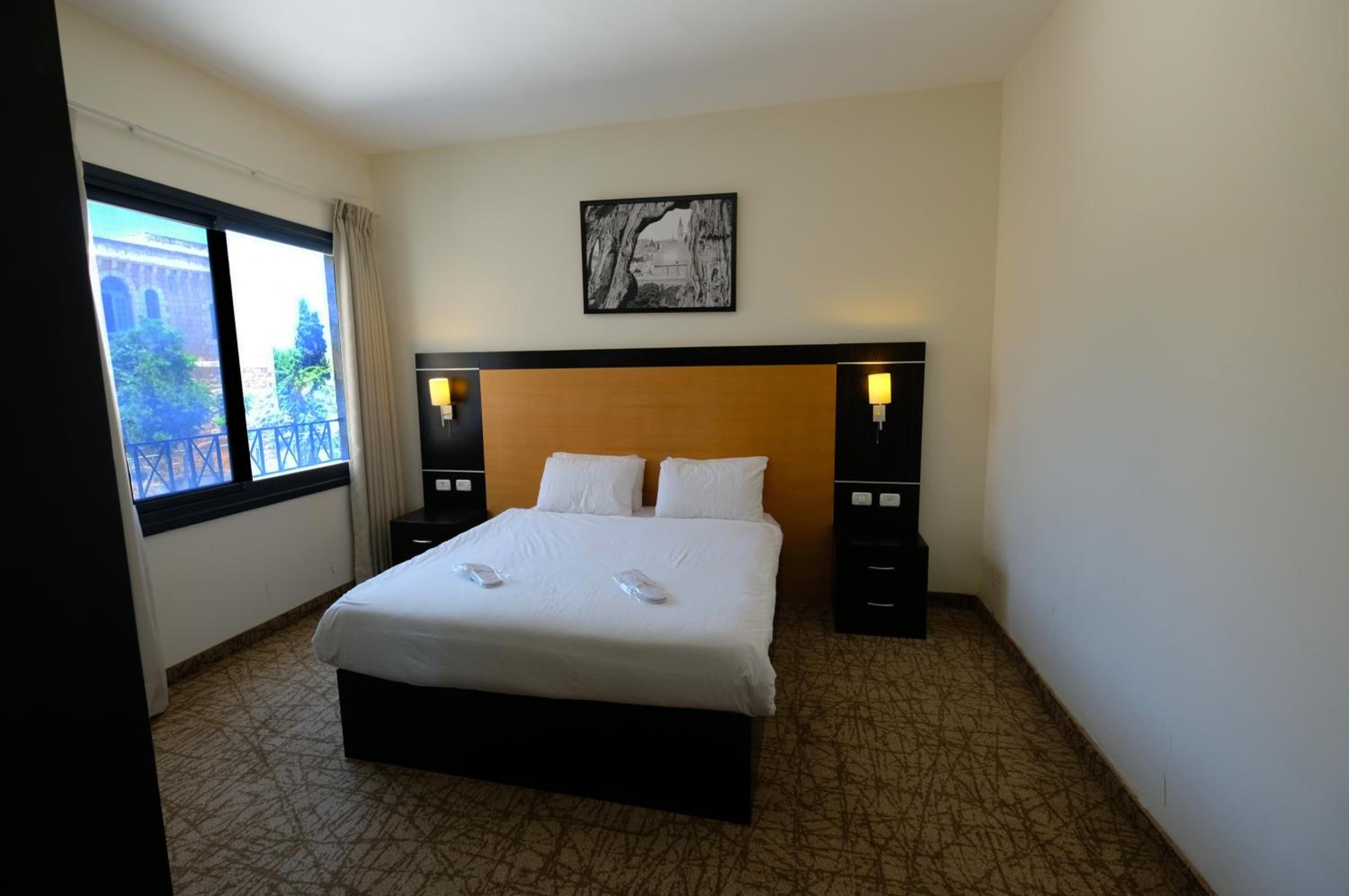 Standard Double Room - Photo 5