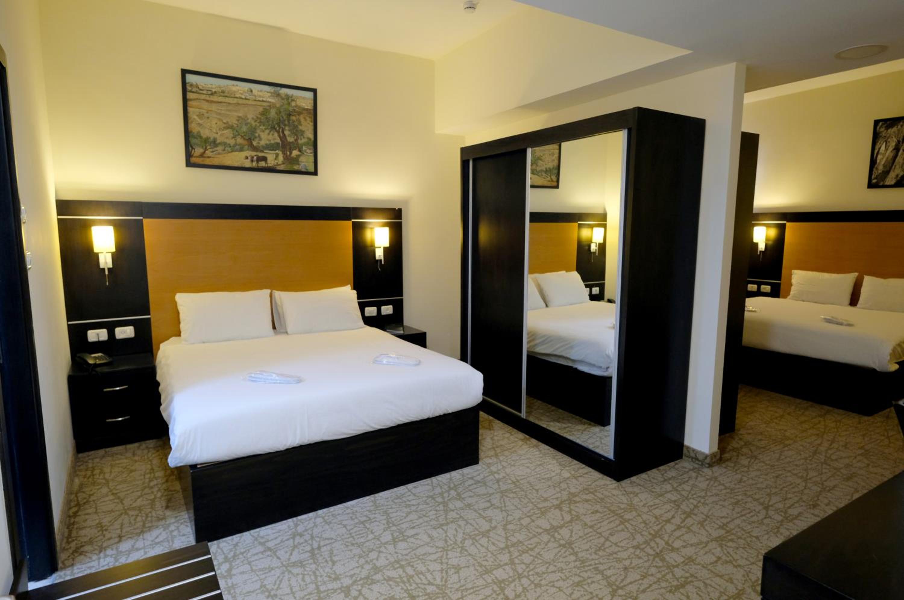 Standard Quadruple Room - Photo 1