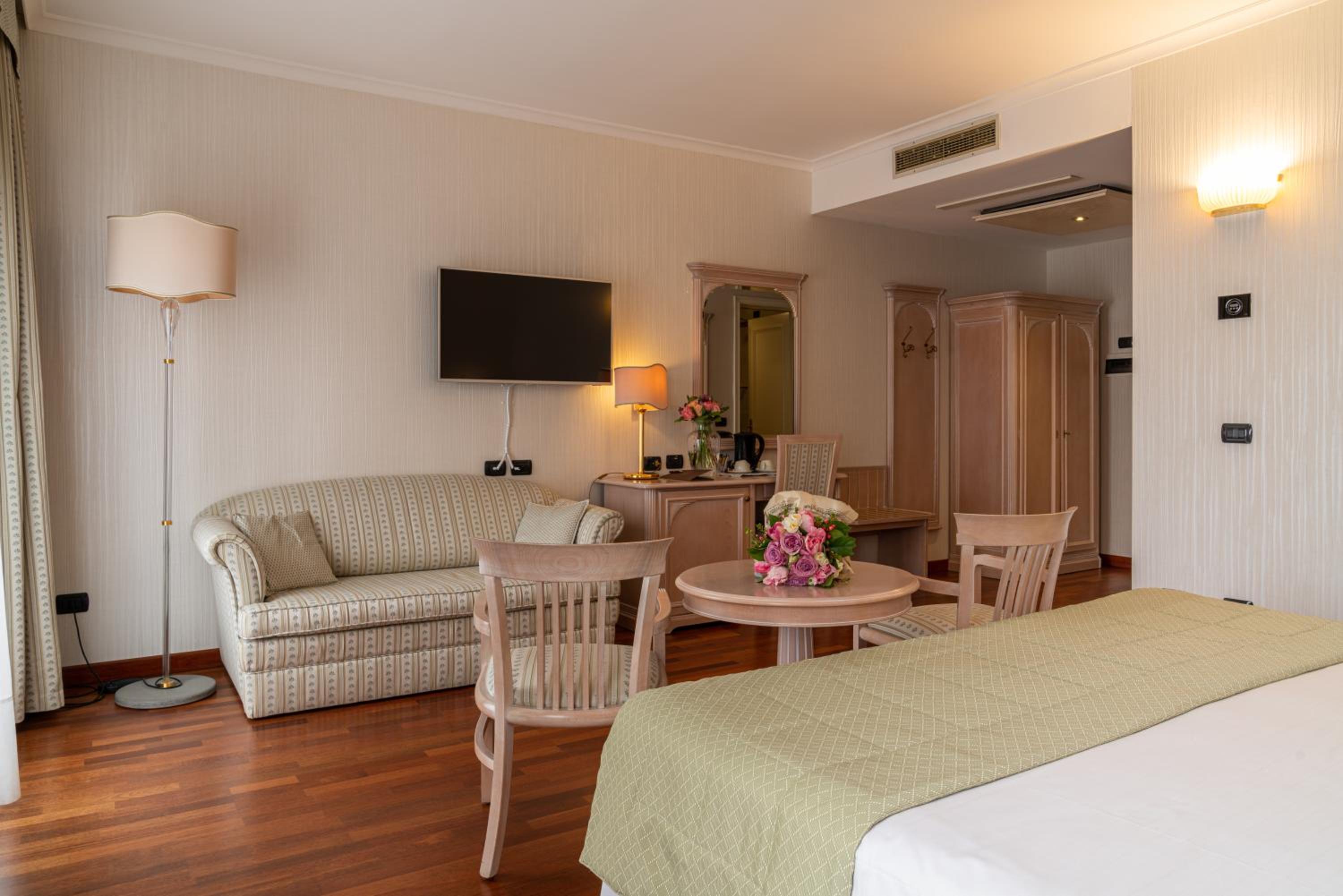Superior Double or Twin Room - Photo 4