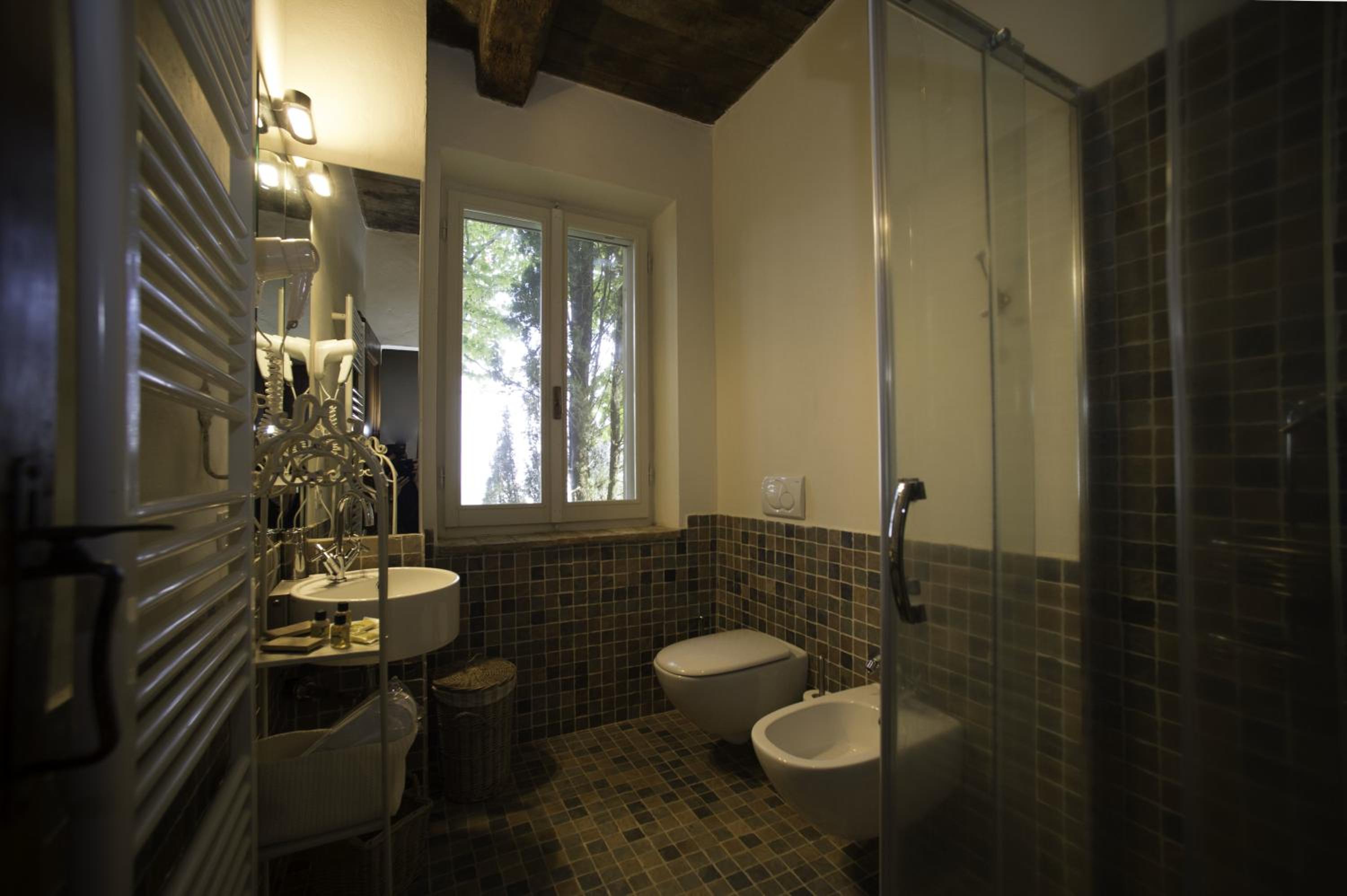 Standard Double or Twin Room - Photo 3