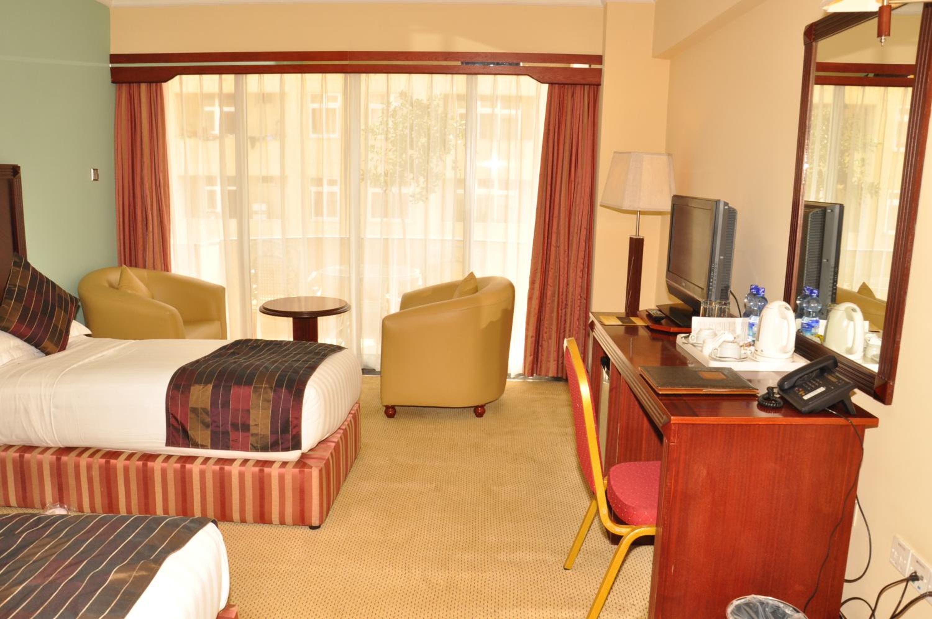 Deluxe Twin Room - Photo 4